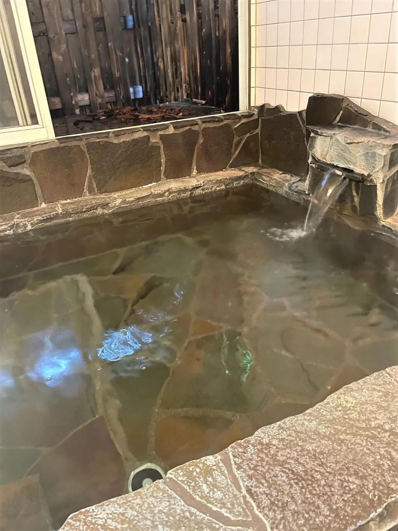 Hot Tub in Morinouta