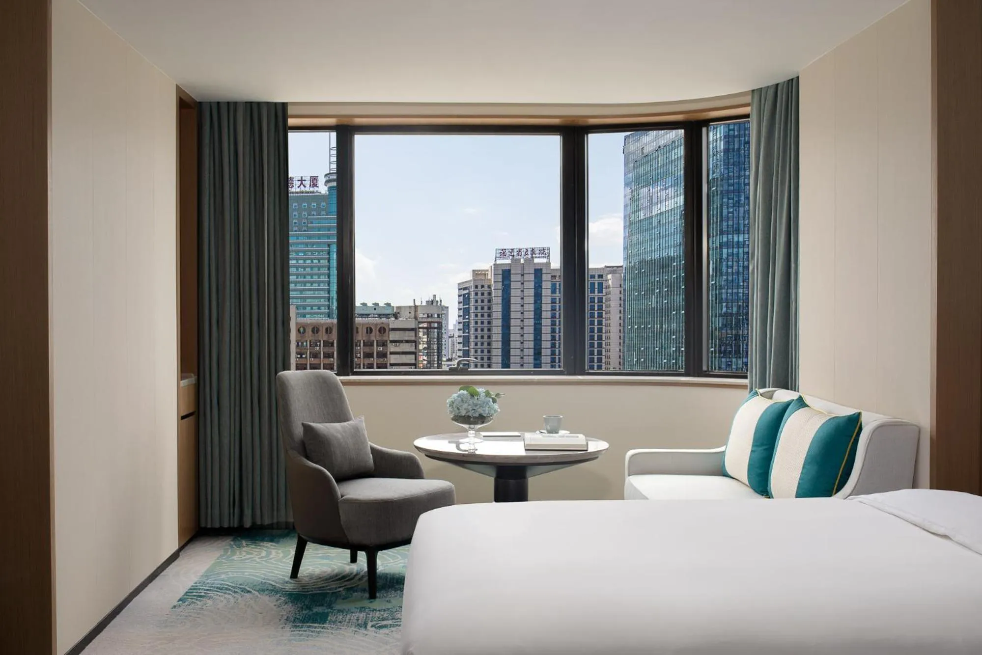 Seating area, Bed in Foreign Trade Centre C&D Hotel,Fuzhou