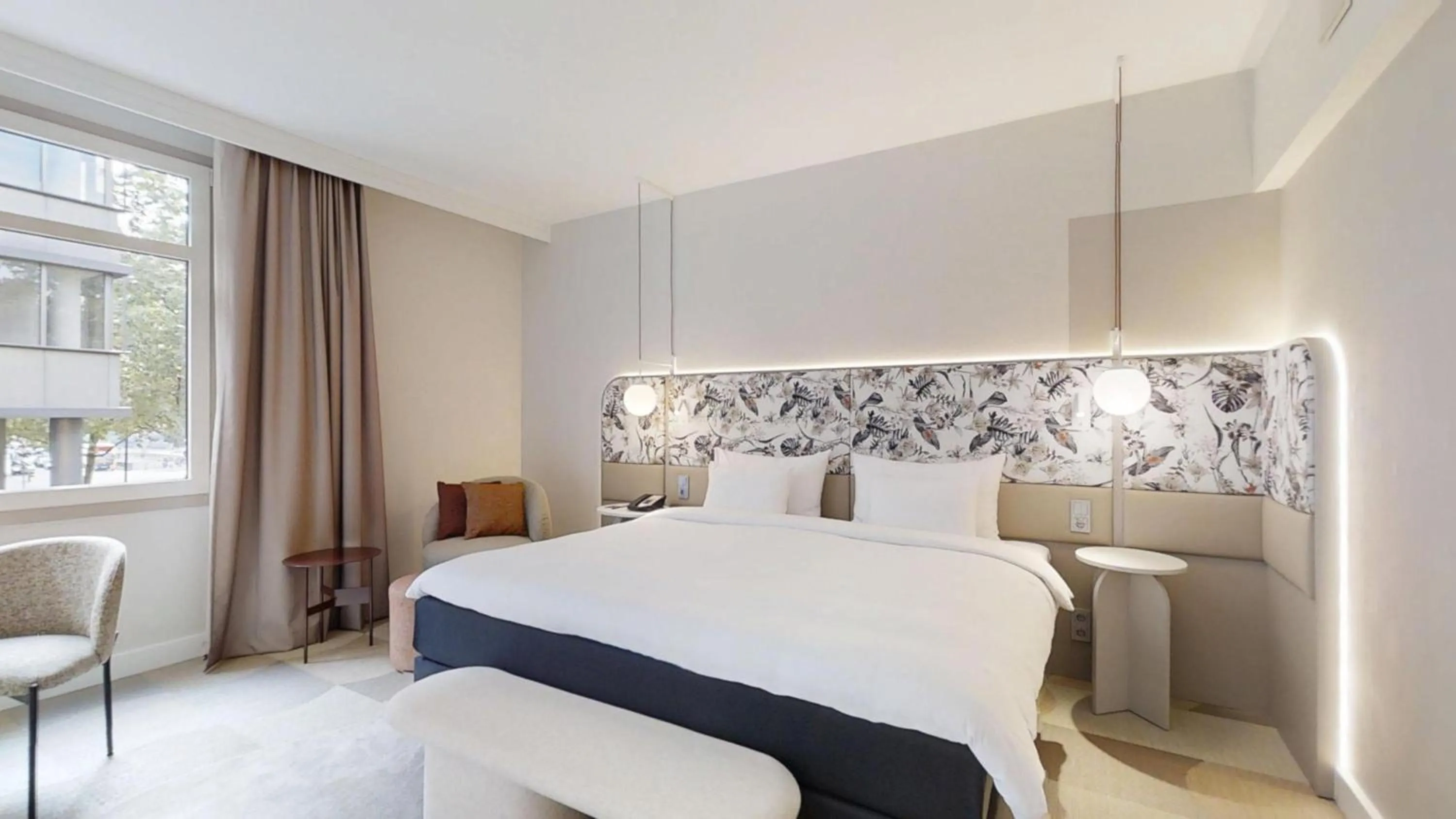 Photo of the whole room, Bed in Radisson Blu Hotel Bremen