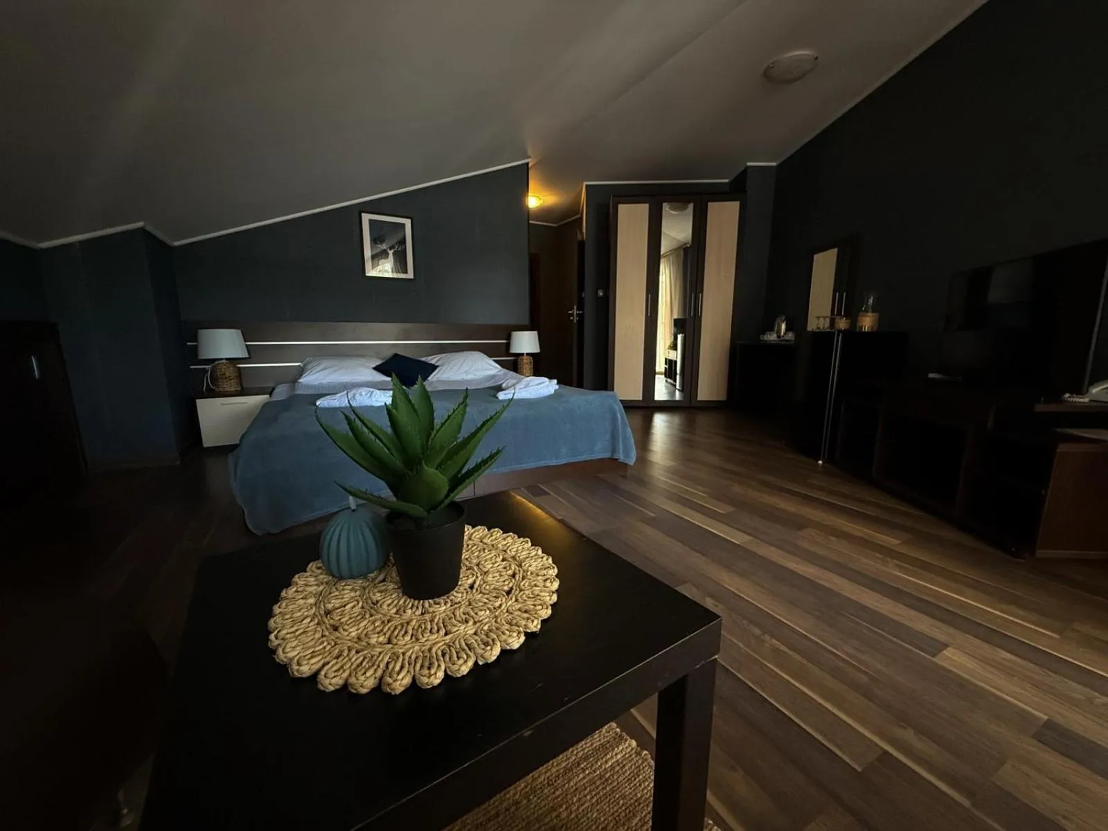 Bedroom, Bed in Hotel Iceberg Borovets