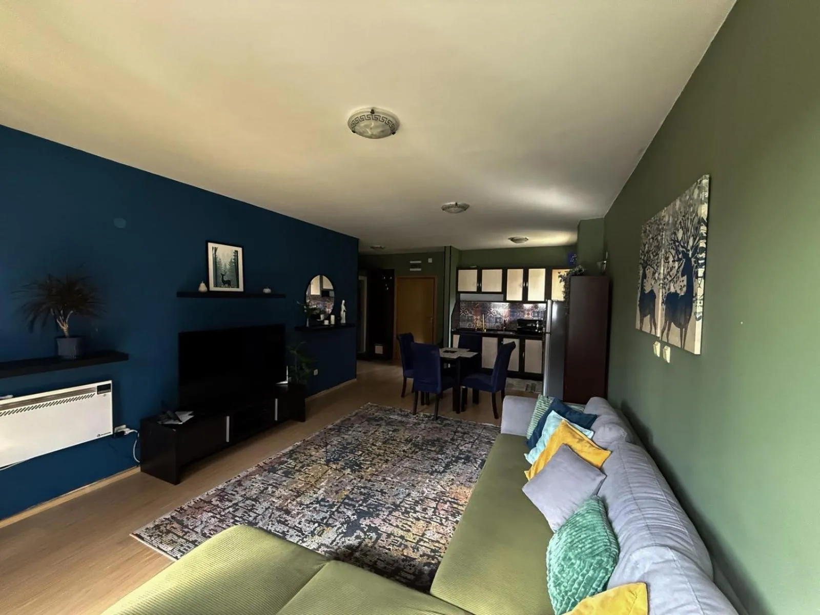 Living room, Bed in Hotel Iceberg Borovets