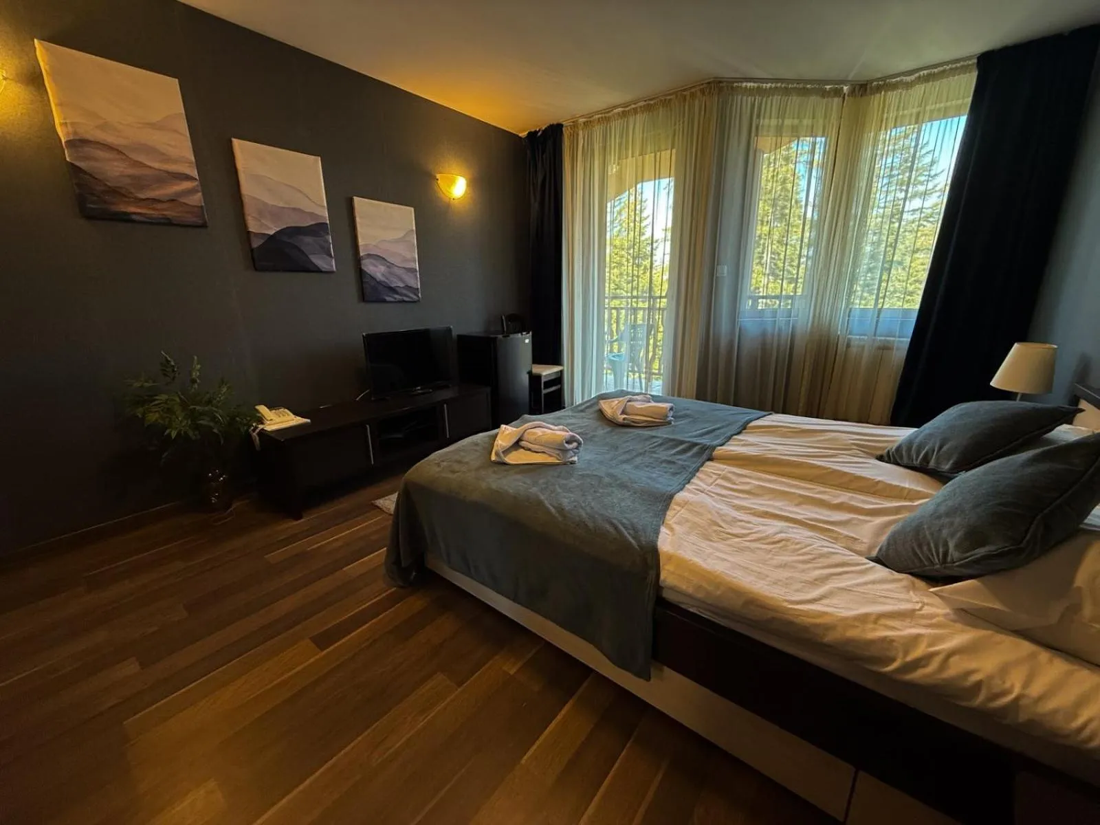 Bedroom, Bed in Hotel Iceberg Borovets