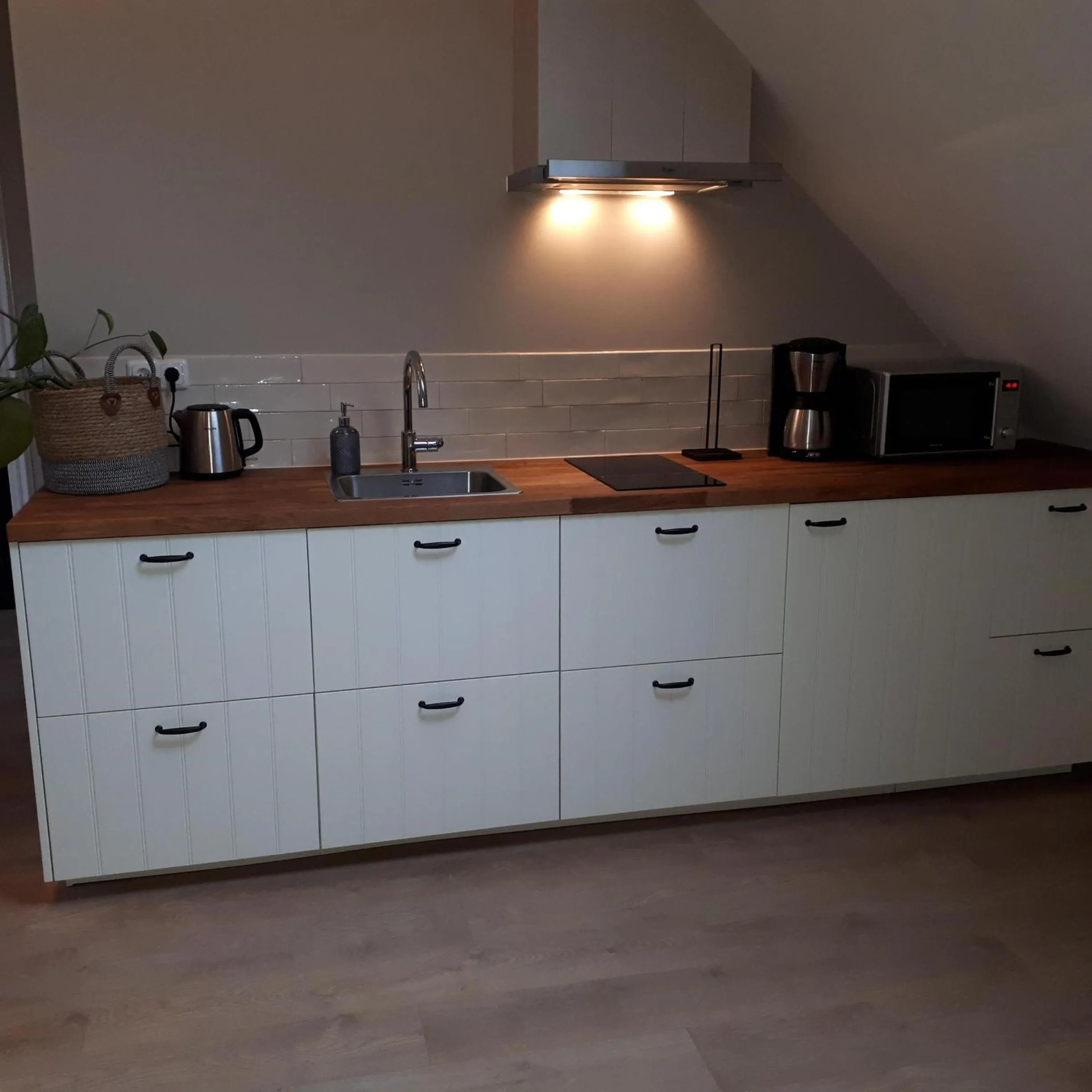 Kitchen or kitchenette in B&B De Herenboer