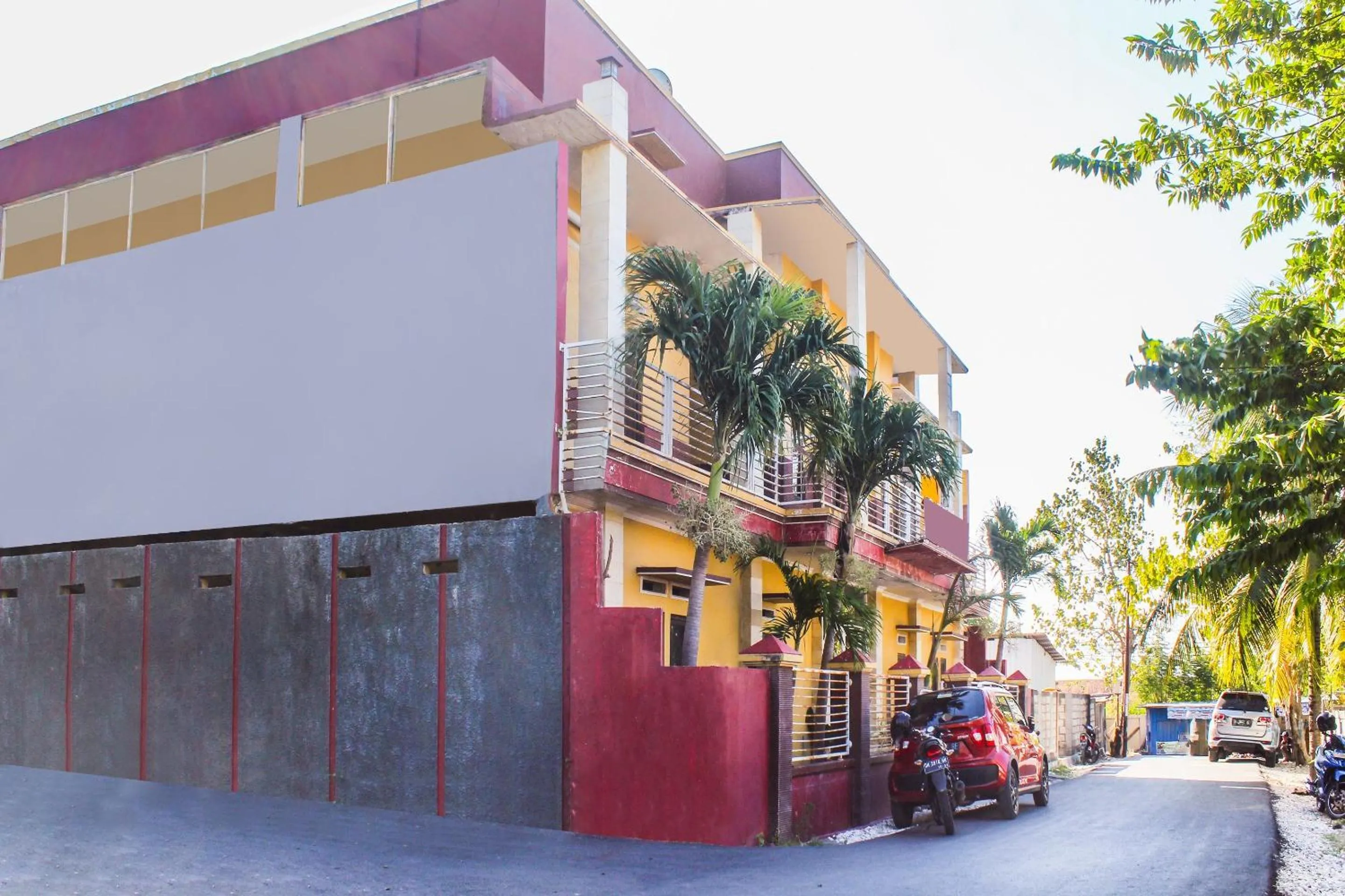 Facade/entrance in SPOT ON 3605 Clarichie Guest House
