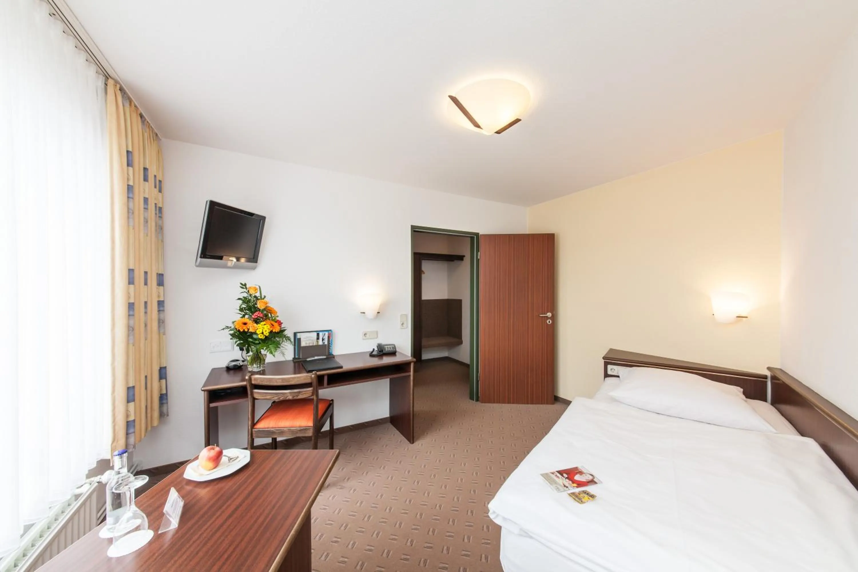 Bed in Hotel Strijewski