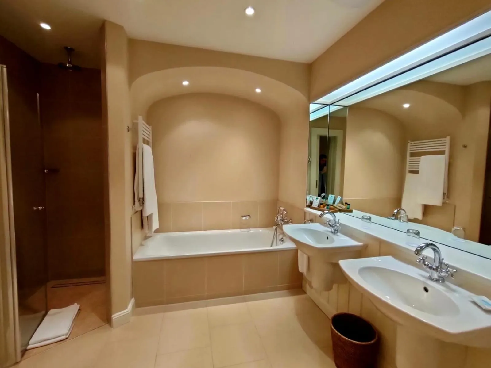 Bathroom in Golfhotel Schloss Lüdersburg Golf & Spa