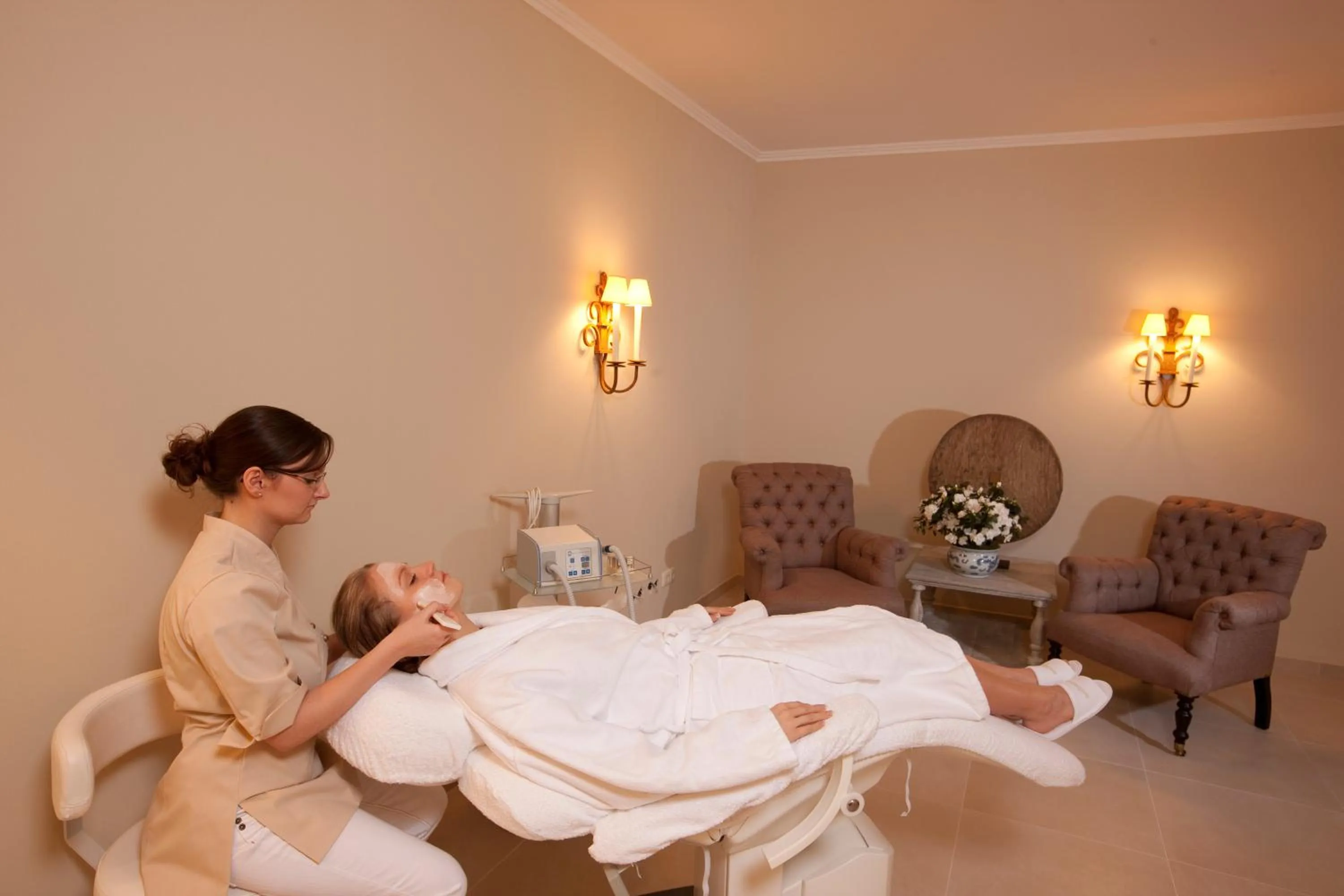 Spa and wellness centre/facilities in Golfhotel Schloss Lüdersburg Golf & Spa