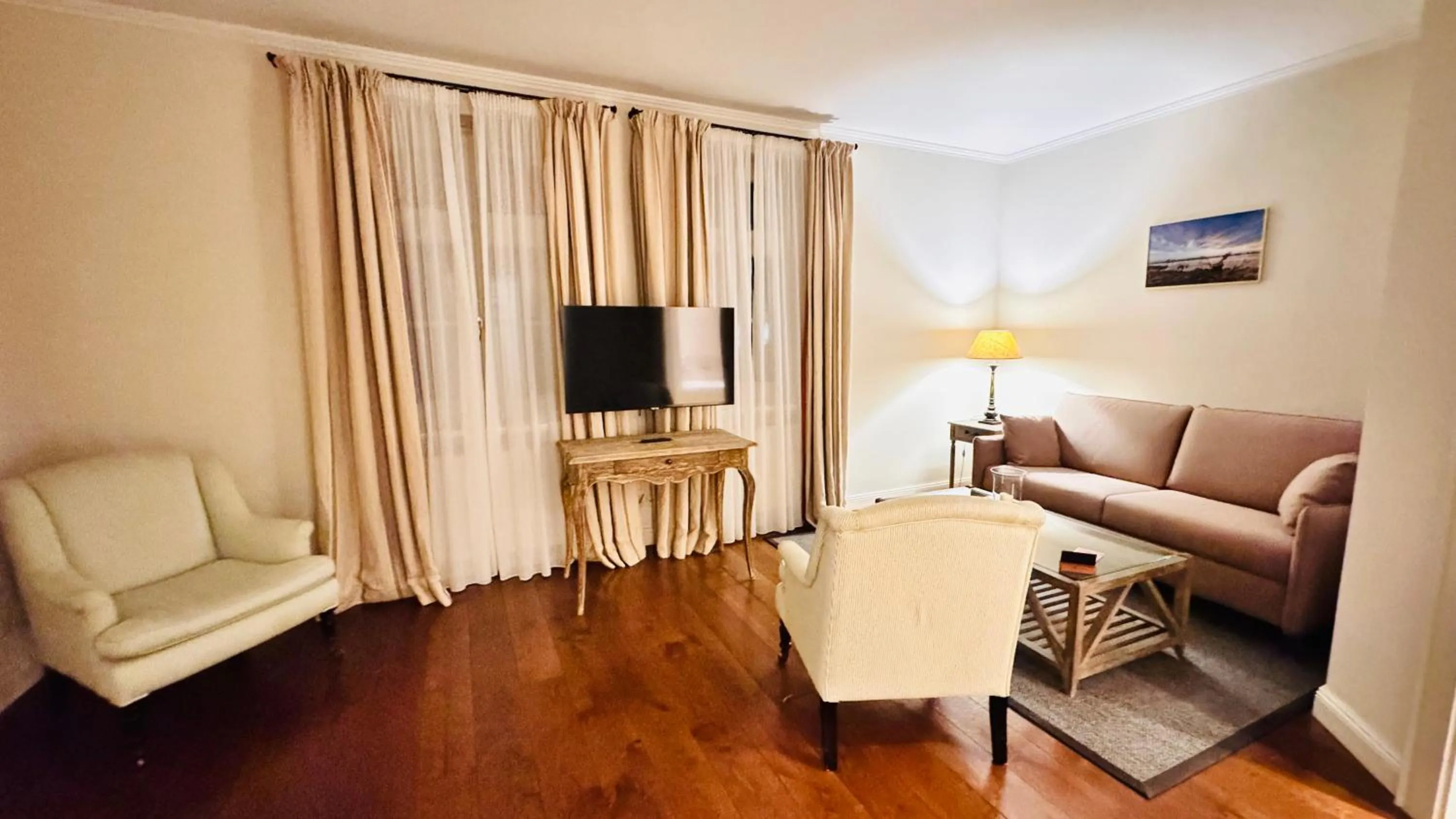 Photo of the whole room in Golfhotel Schloss Lüdersburg Golf & Spa