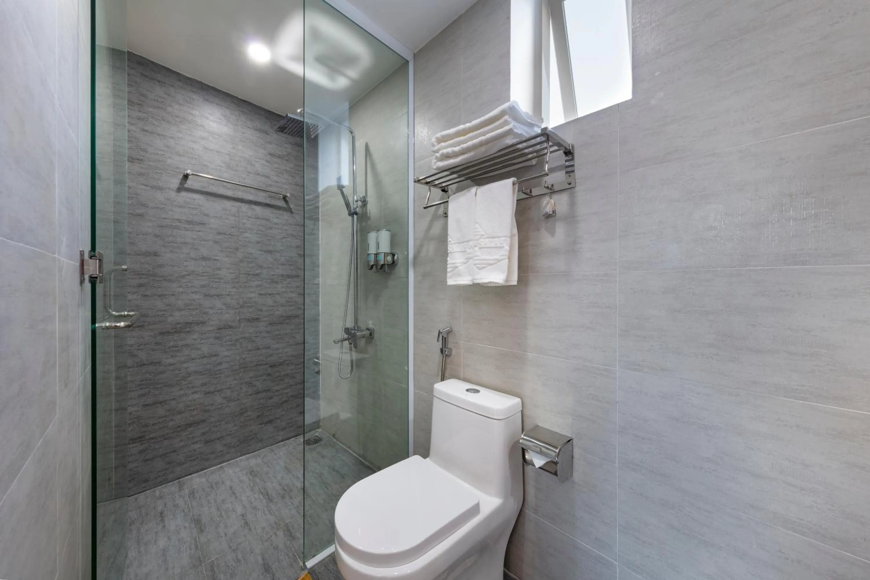 Shower in SALAH HOTEL