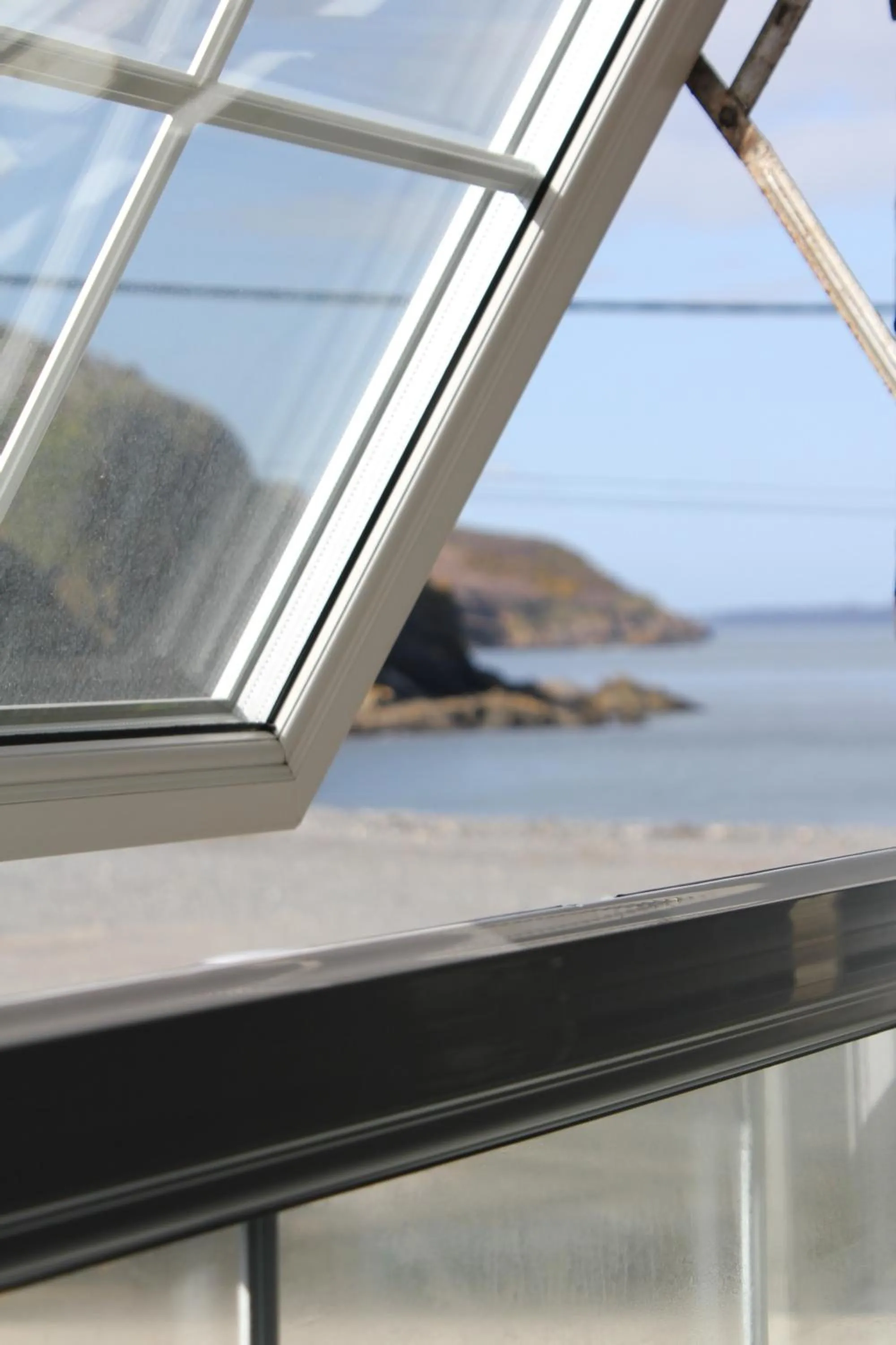 Bedroom in The Five Pilchards Inn