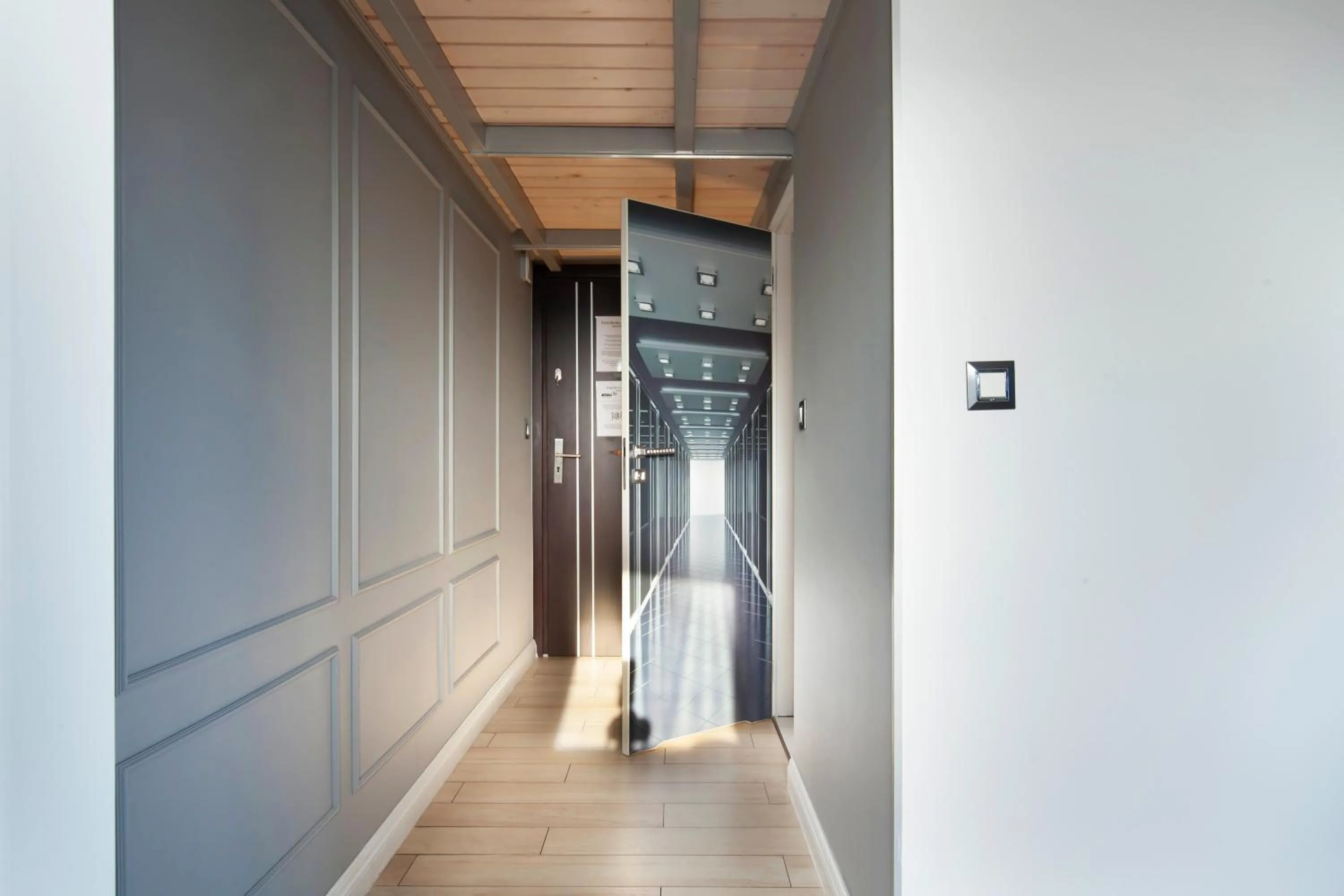 wardrobe in Panorama- the View of Gdańsk by Elite Apartments