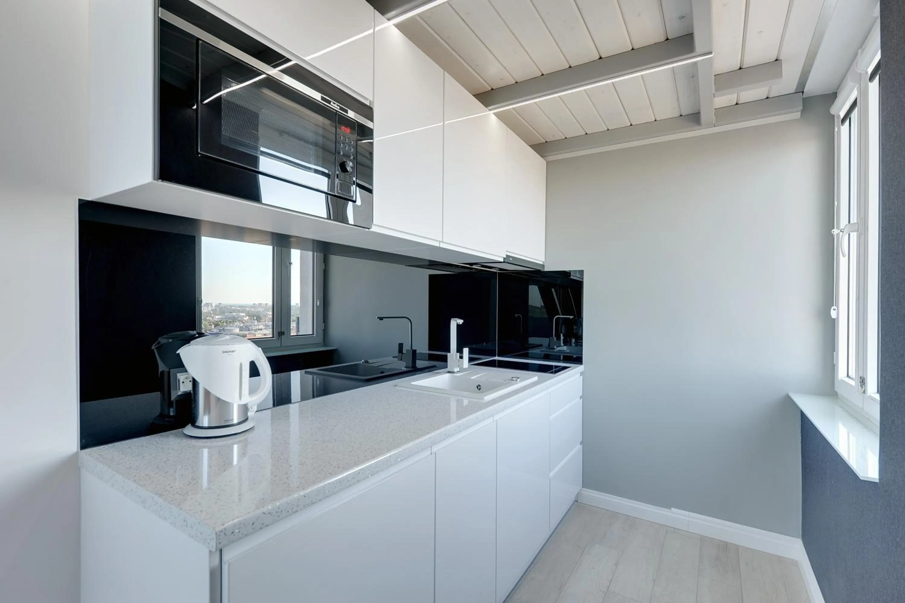 Kitchen or kitchenette in Panorama- the View of Gdańsk by Elite Apartments