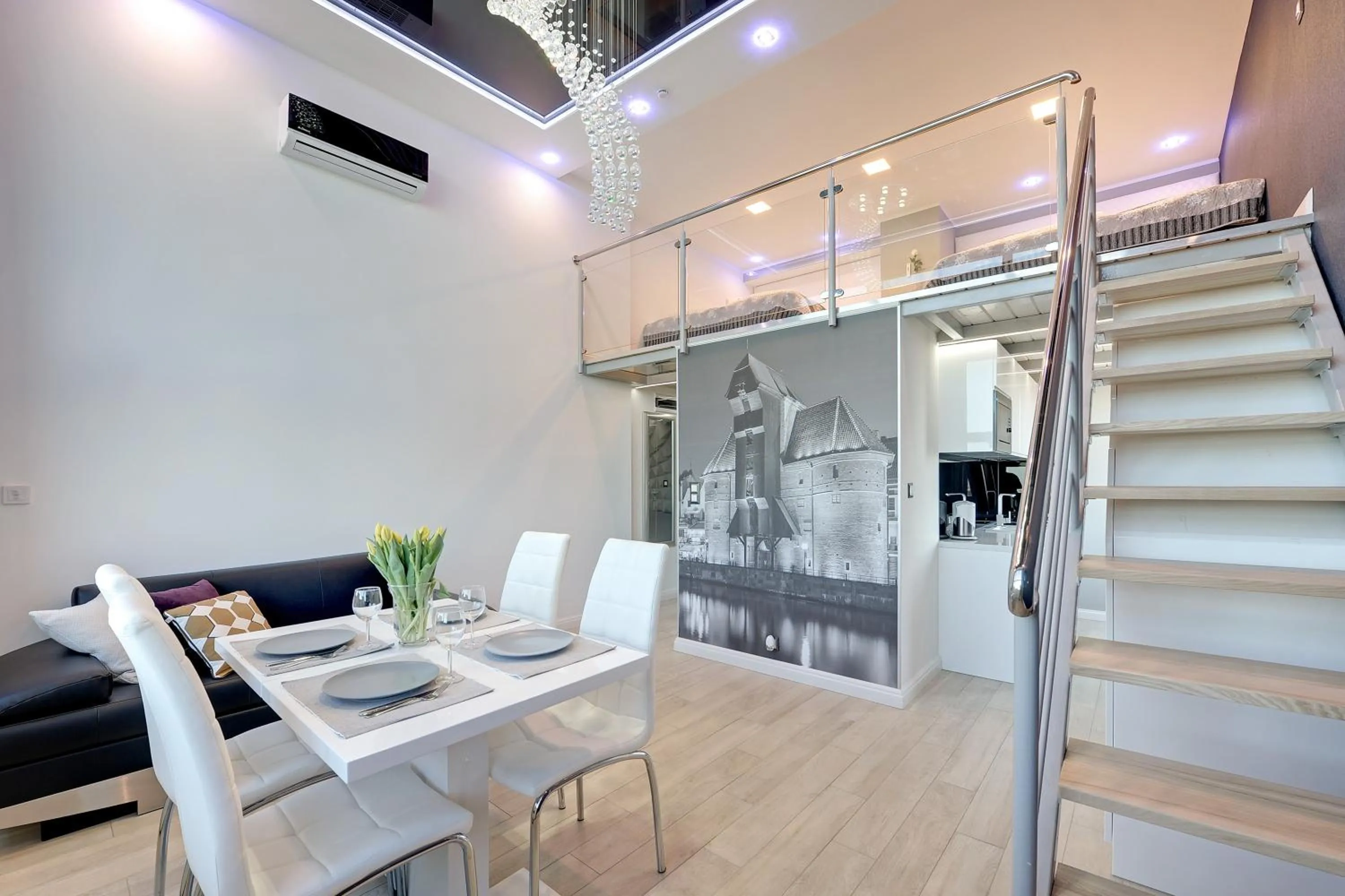 TV and multimedia in Panorama- the View of Gdańsk by Elite Apartments