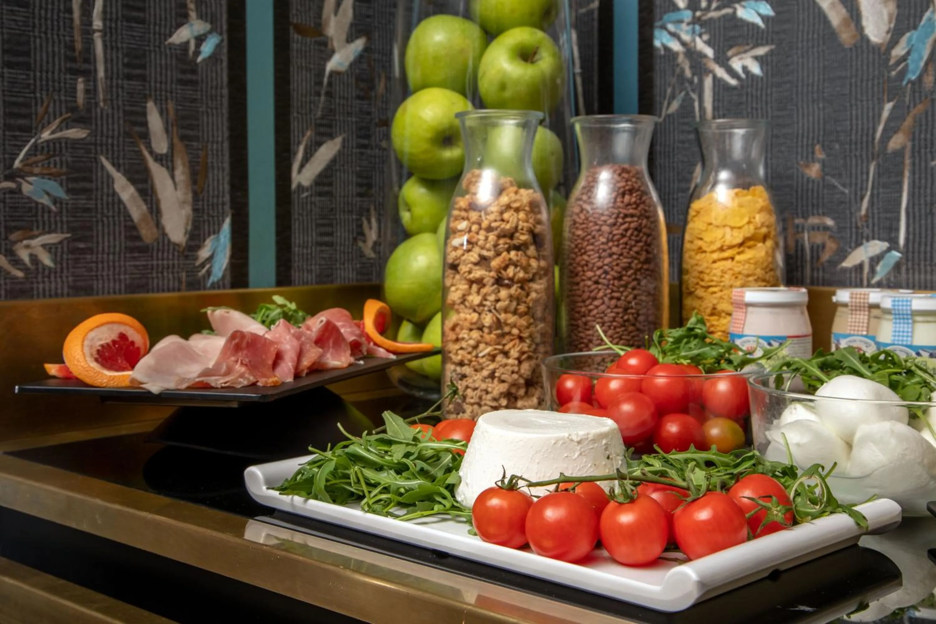 Breakfast in The Inn at the Spanish Steps Luxury Collection - Mario De' Fiori Suite