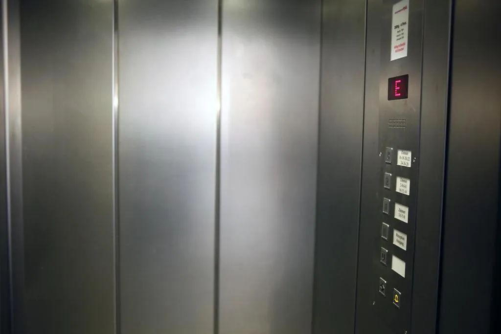 Floor plan in Hotel Lafayette