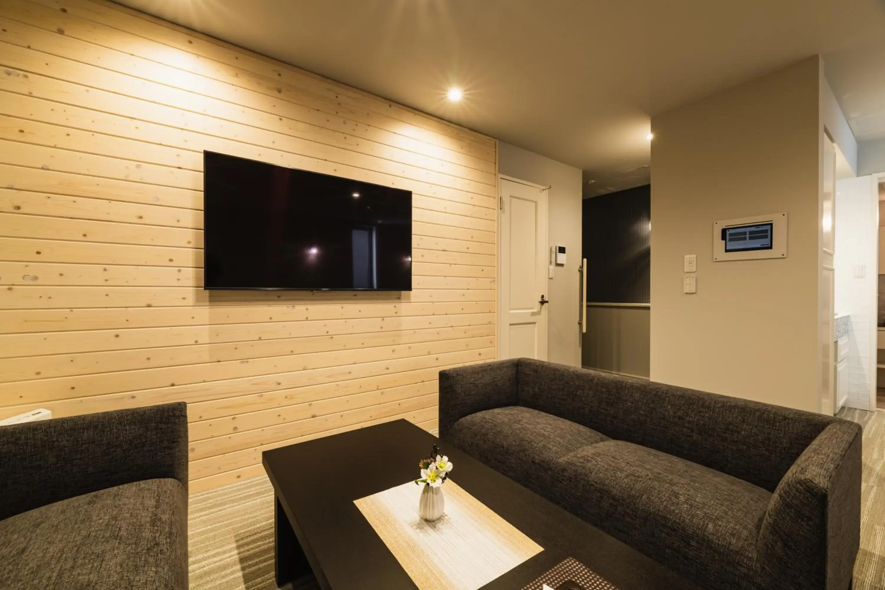 Superior Triple Room in GRAND BASE Yakuin Odori Superior Triple Room in GRAND BASE Yakuin Odori