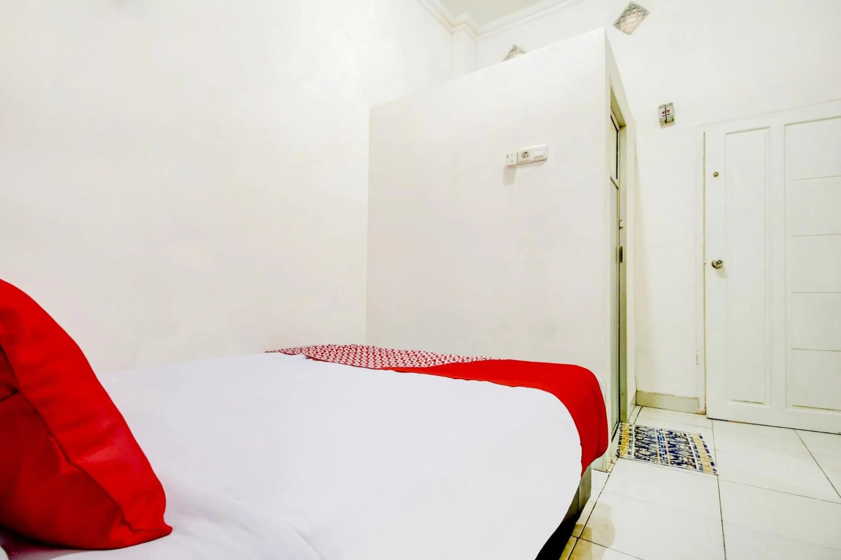 Bedroom, Bed in OYO Life 3606 Kost Kartini Syariah