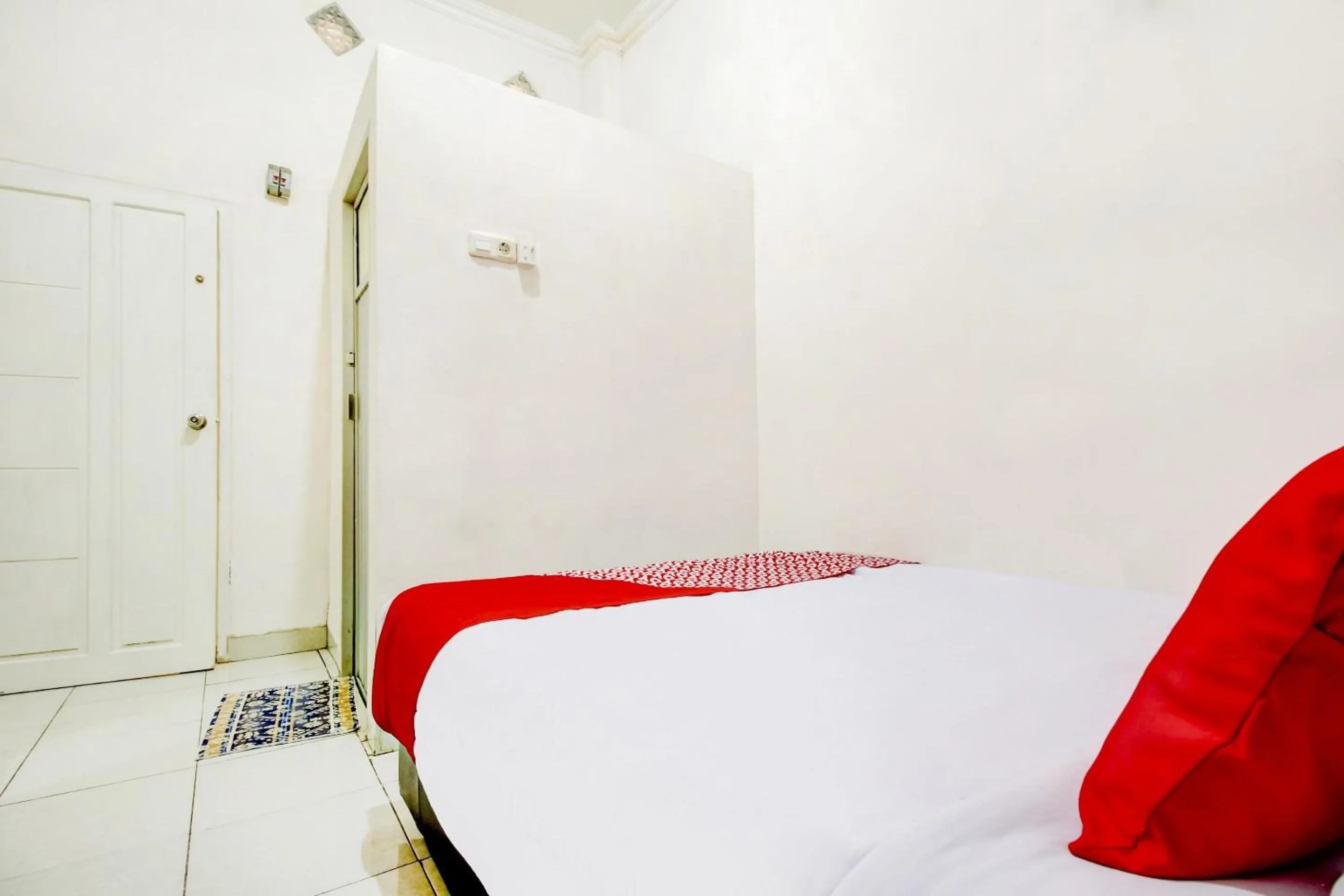 Bedroom, Bed in OYO Life 3606 Kost Kartini Syariah