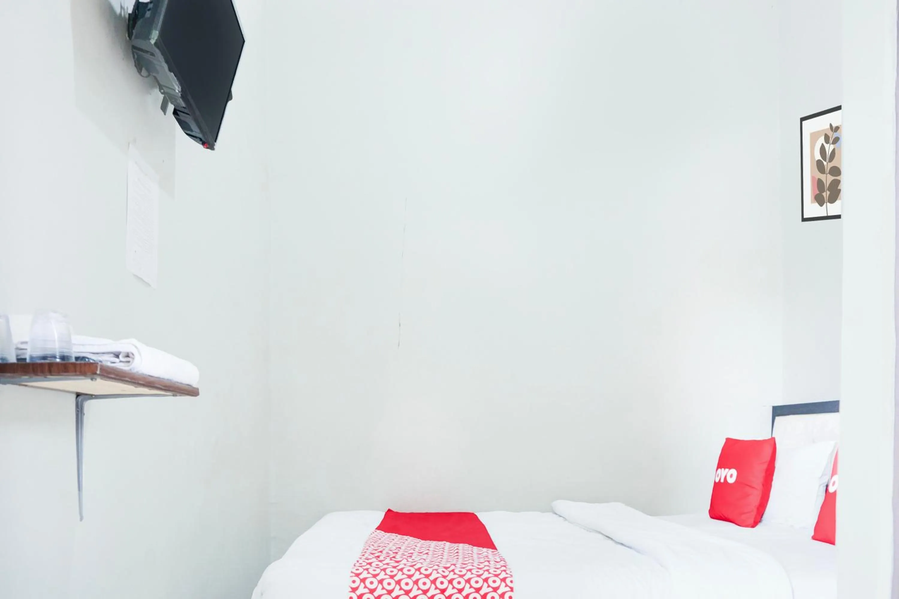 Bedroom in Hotel O Sukarame Near Universitas Islam Negeri Raden Intan Lampun Formerly Hotel Wisma Tri Handayani