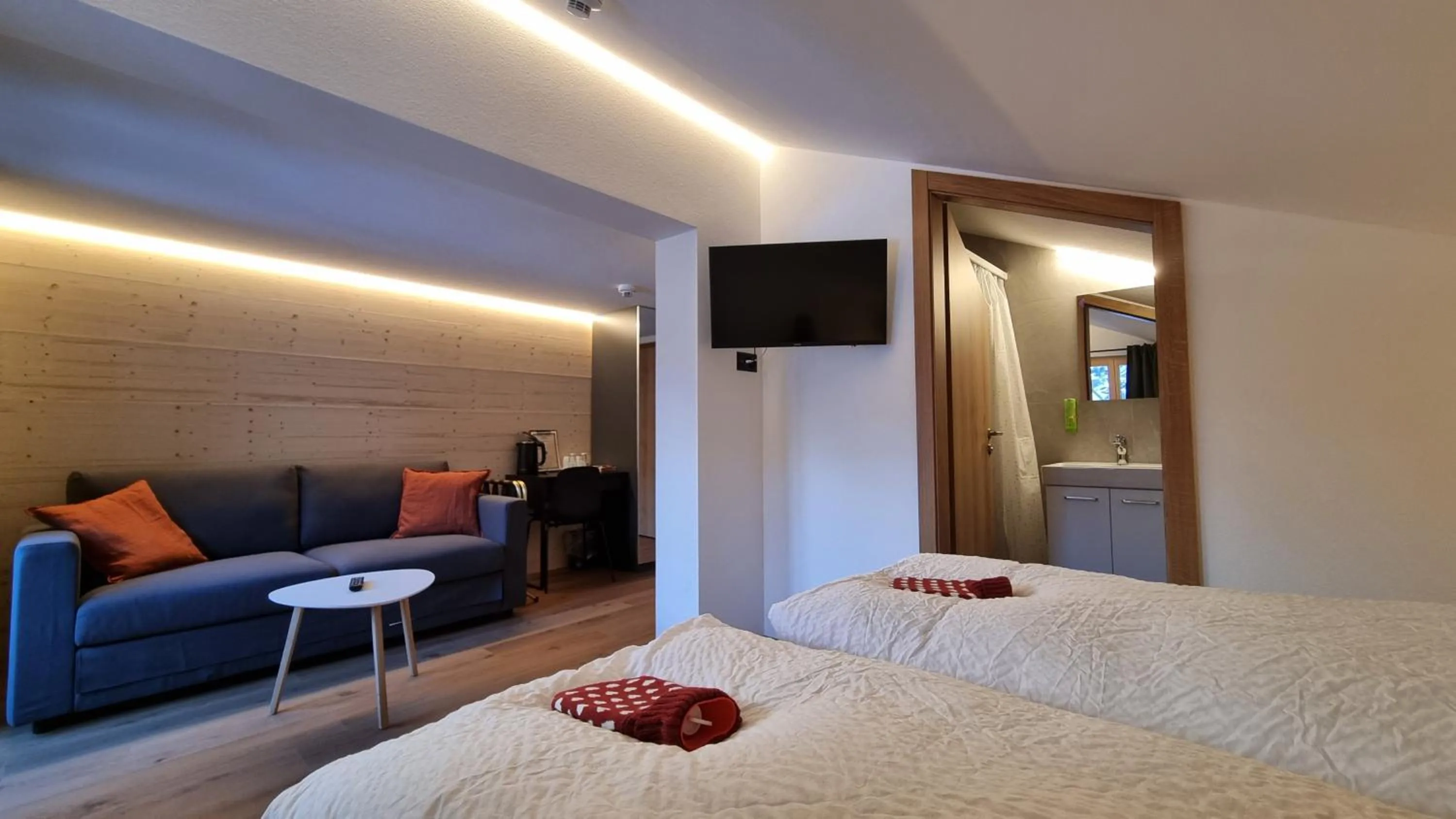 Bed in Hotel Les Amis