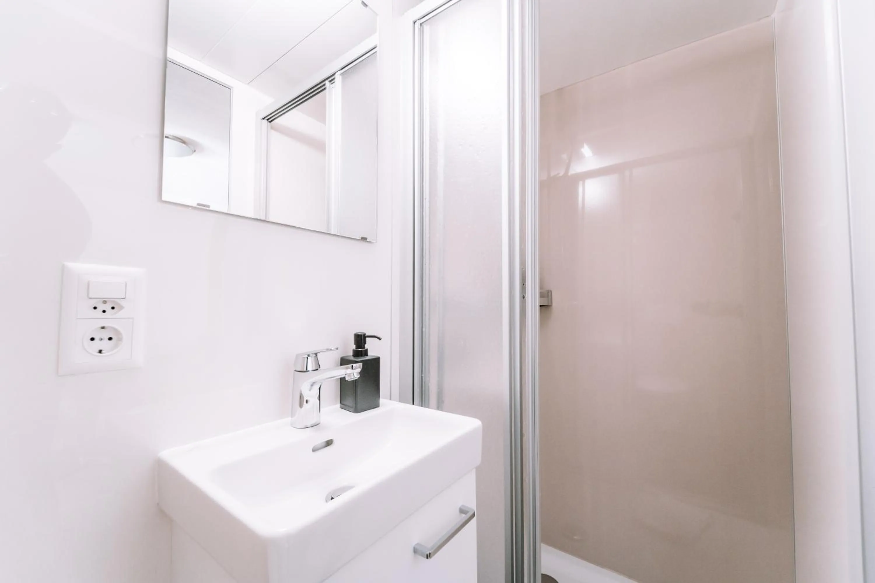 Bathroom in Hotel Les Amis