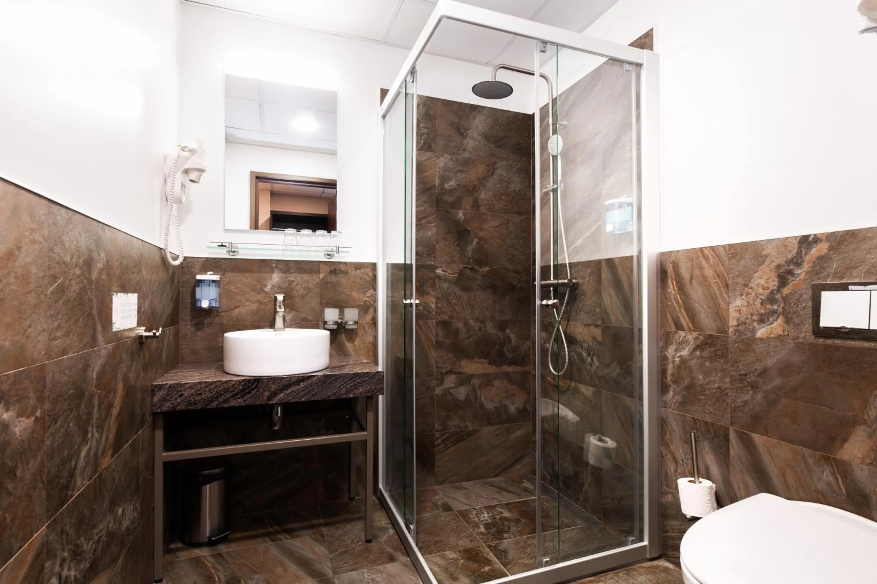 Bathroom in Adoryal Hotell