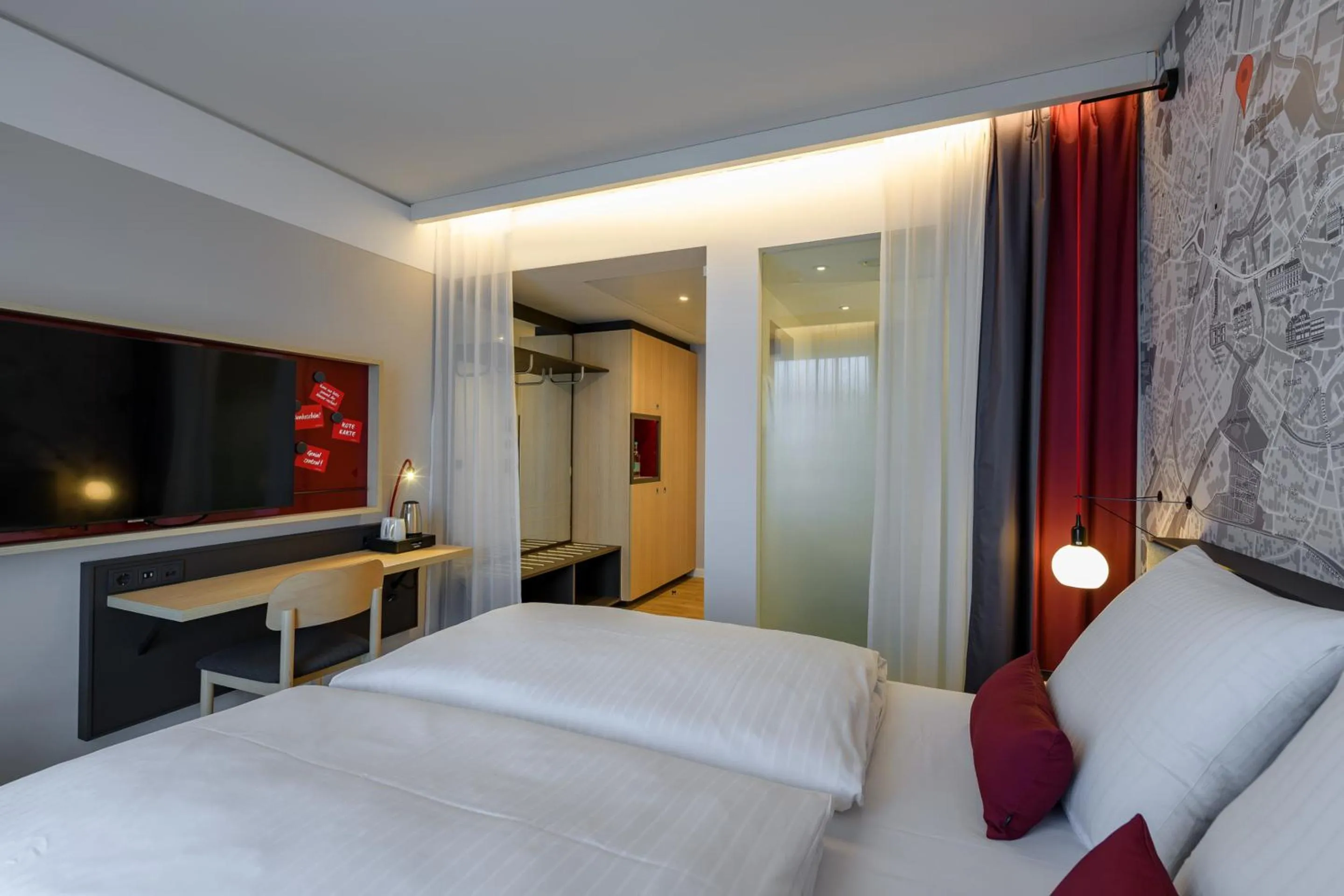 Photo of the whole room in IntercityHotel Herford