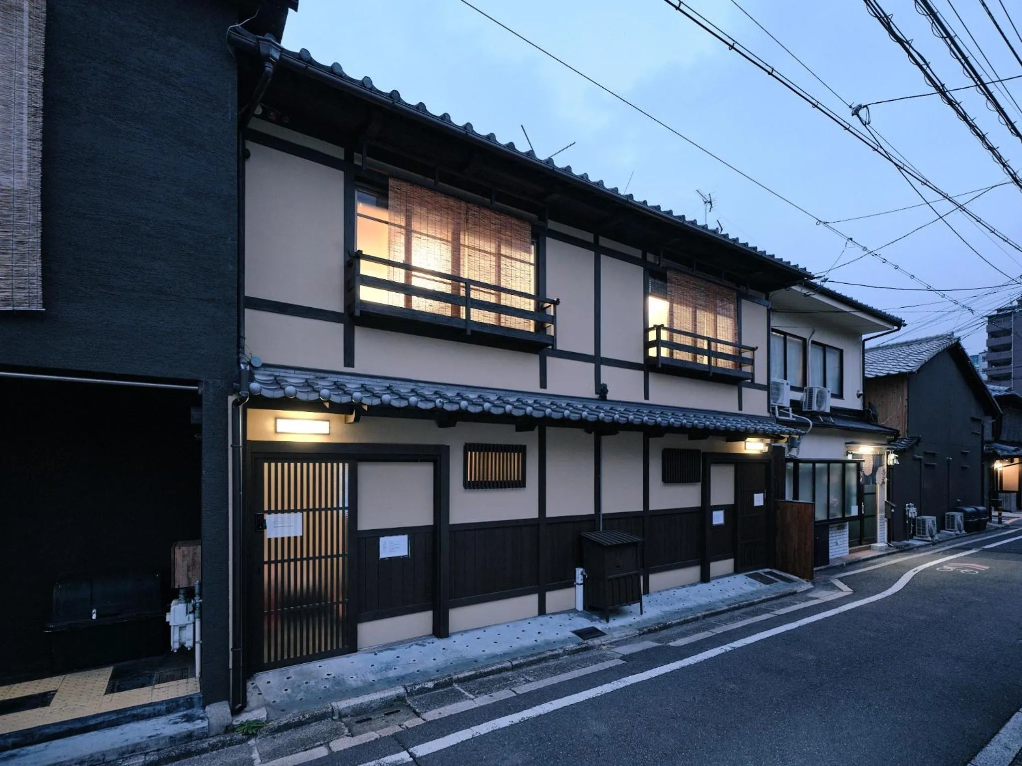 Property building in Tsumugi Shichijo-Kagiyacho