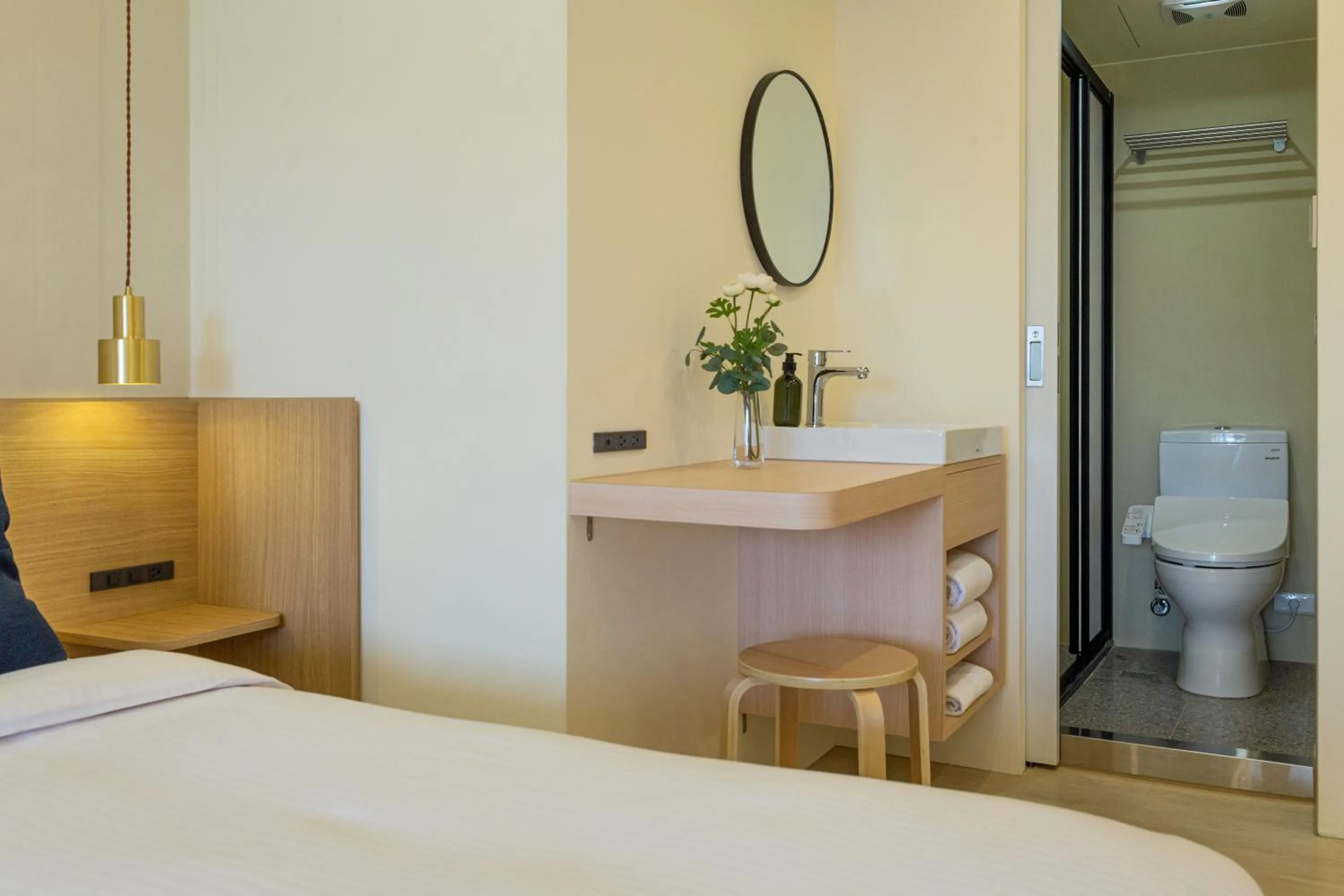 Toilet, Bed in Hotel Ever Spring - Penghu