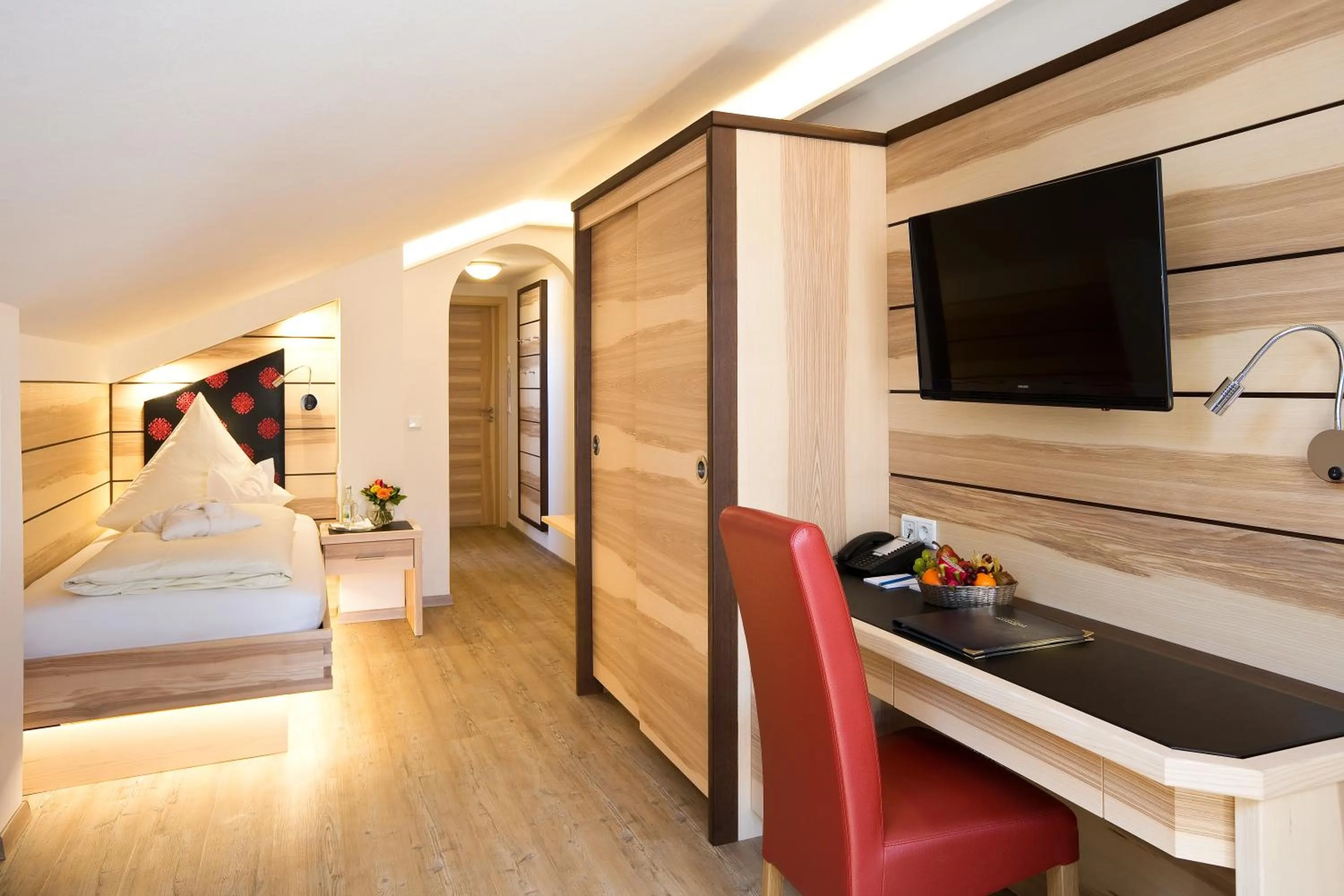 Photo of the whole room, Bed in Hotel Filser