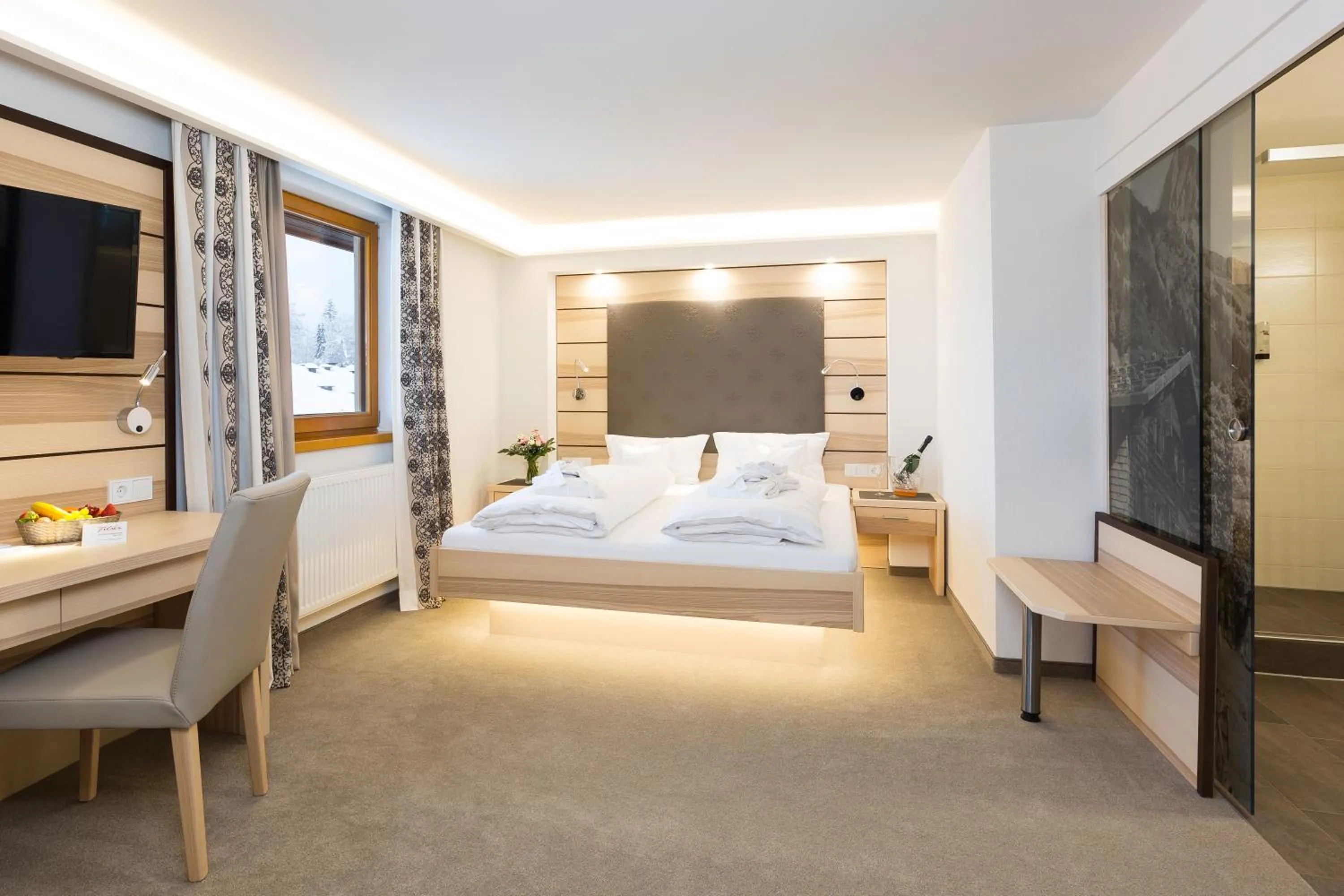 Photo of the whole room, Bed in Hotel Filser