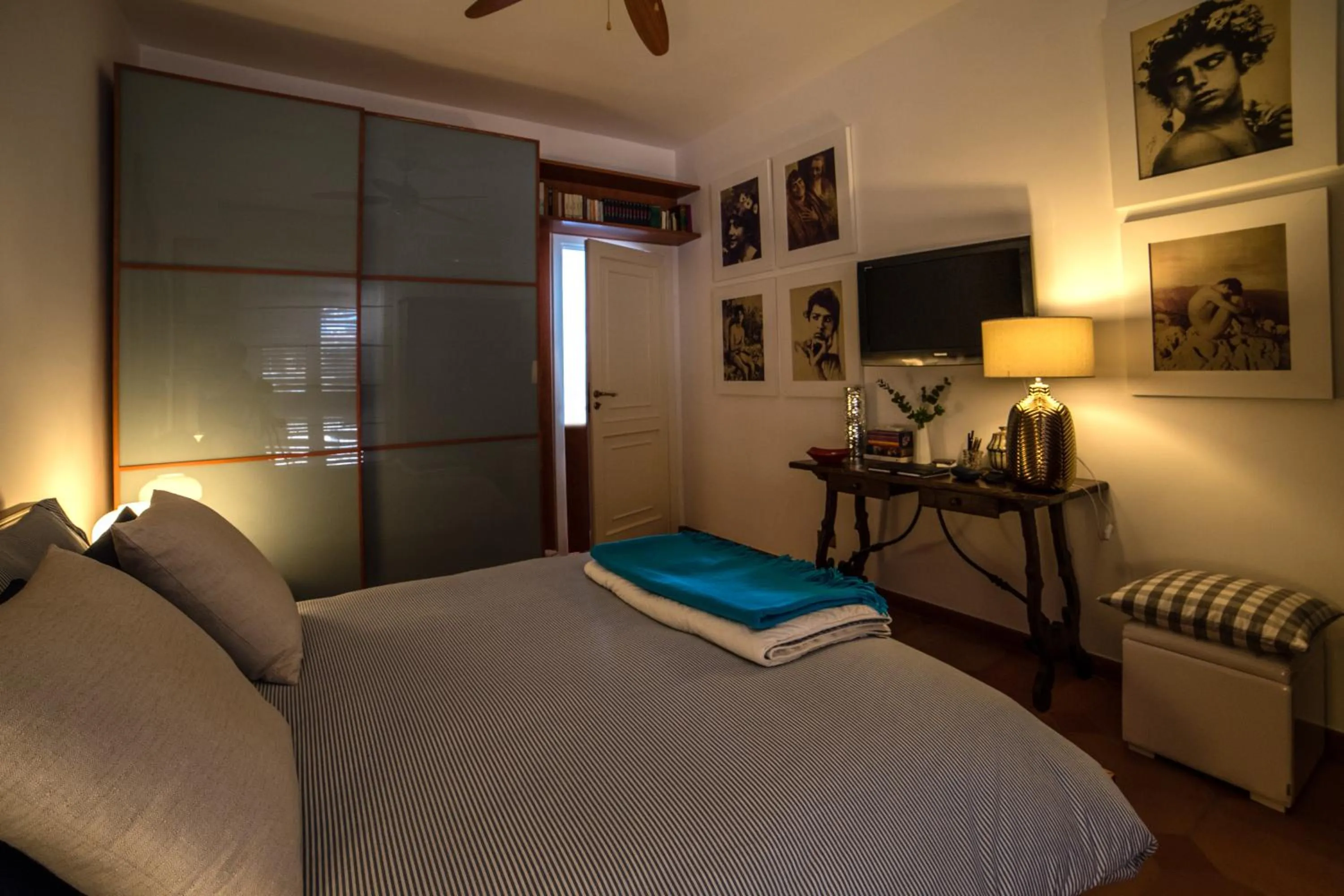 Bedroom, Bed in Casa Aricò & Shatulle Suites