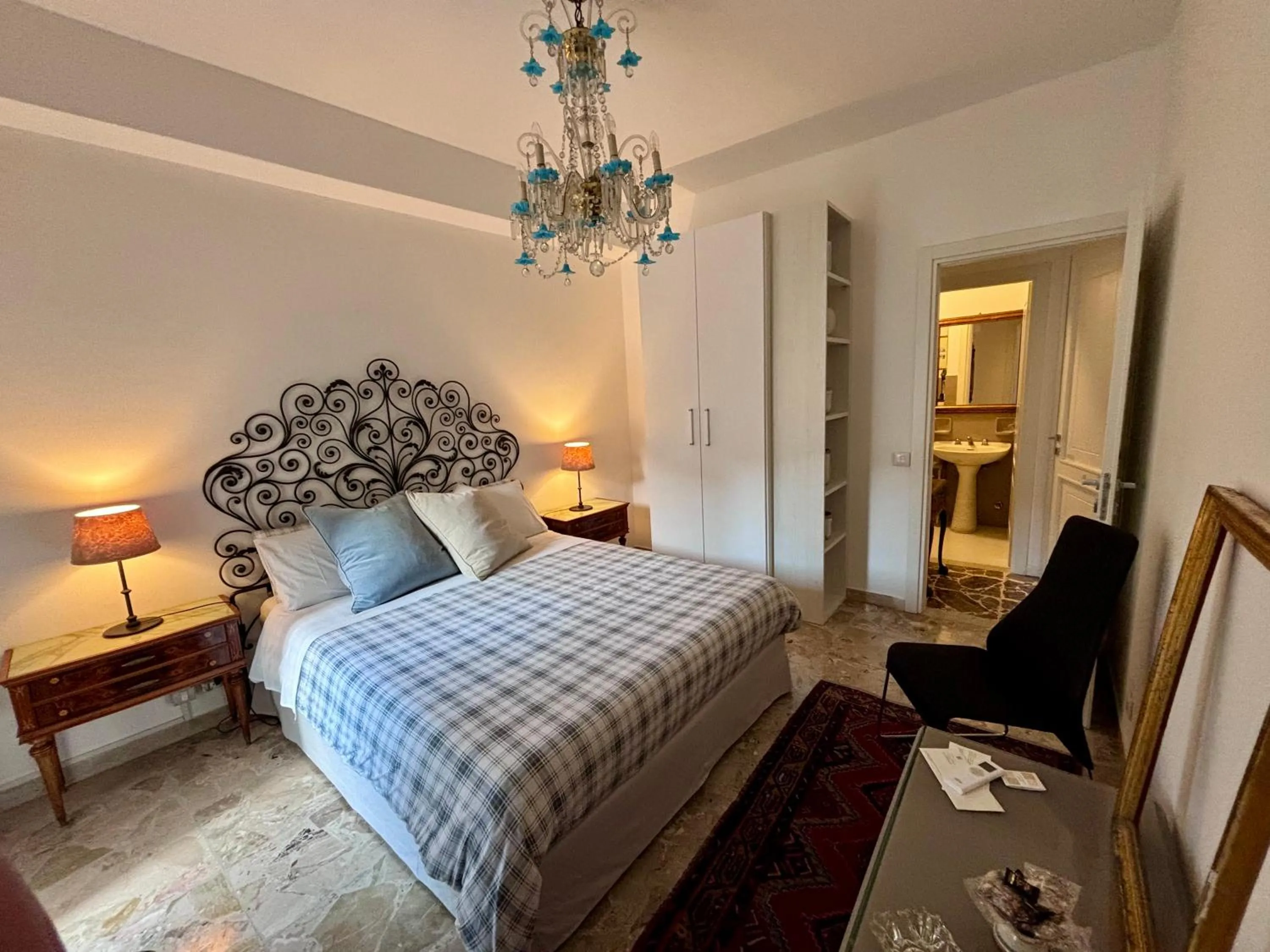 Bed in Casa Aricò & Shatulle Suites