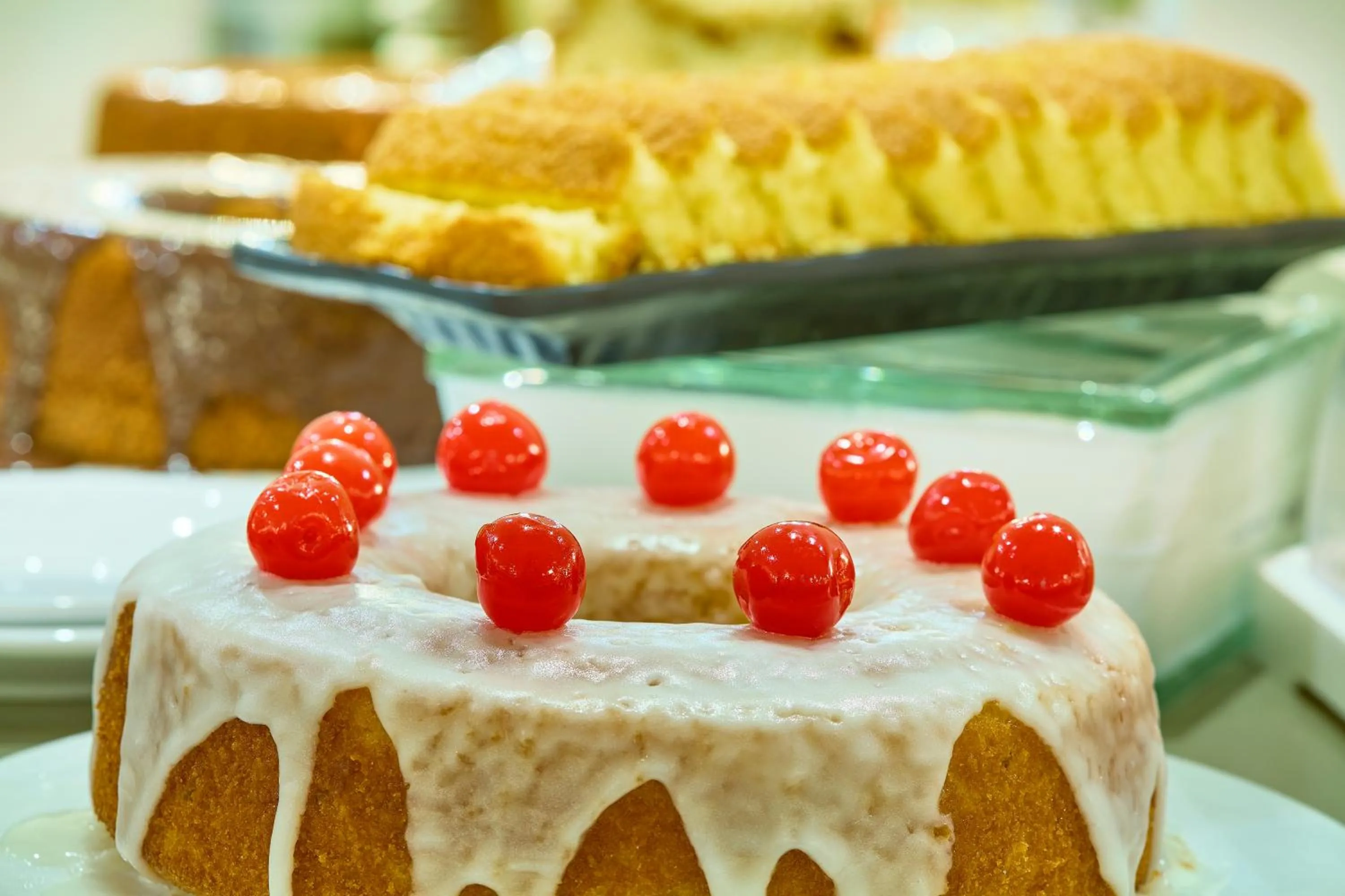 Restaurant/places to eat in Lefel Hotel