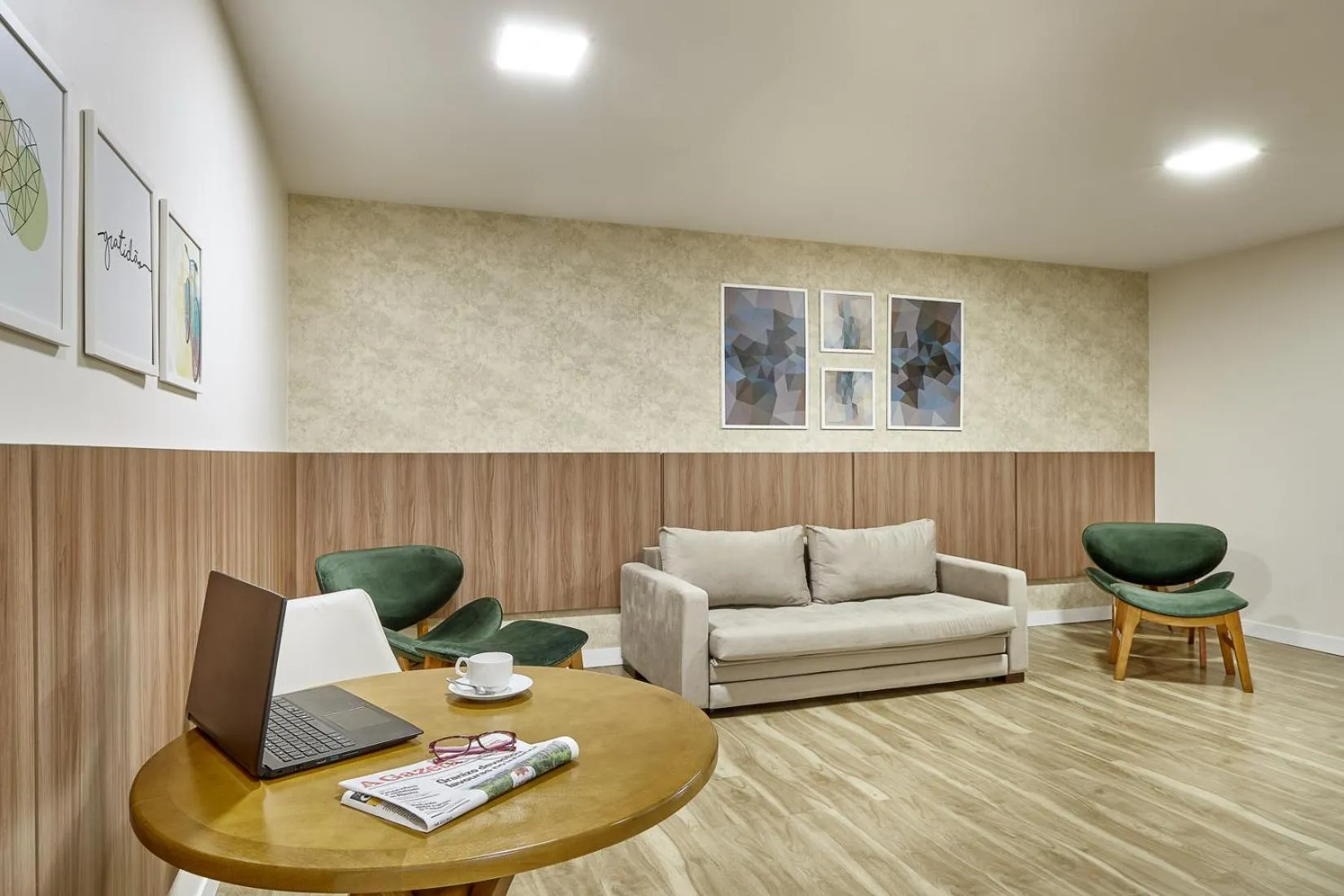 Living room in Lefel Hotel