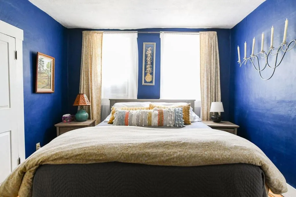 Bed in Craftsbury Farmhouse