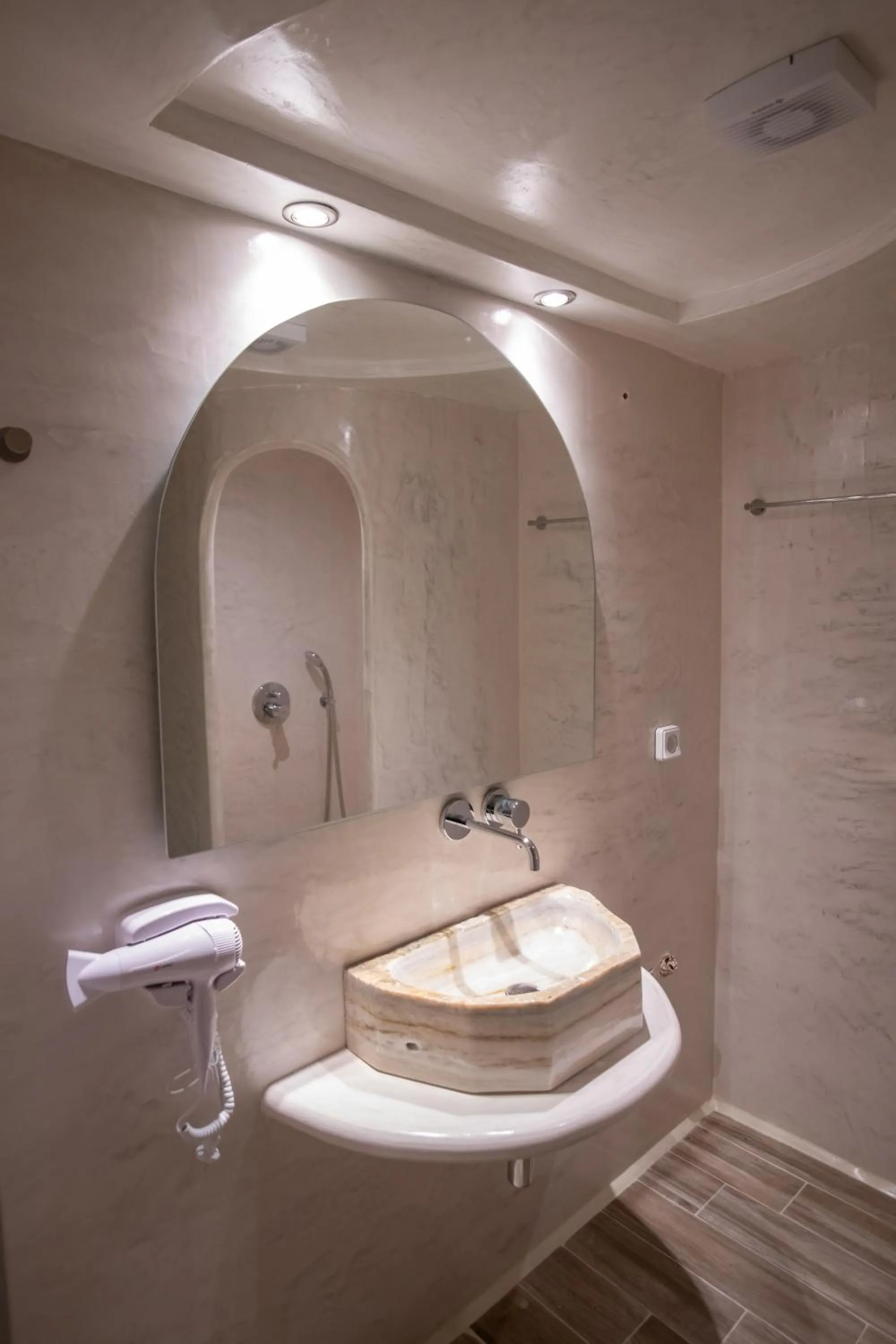 Bathroom in Alta Vista Naxos