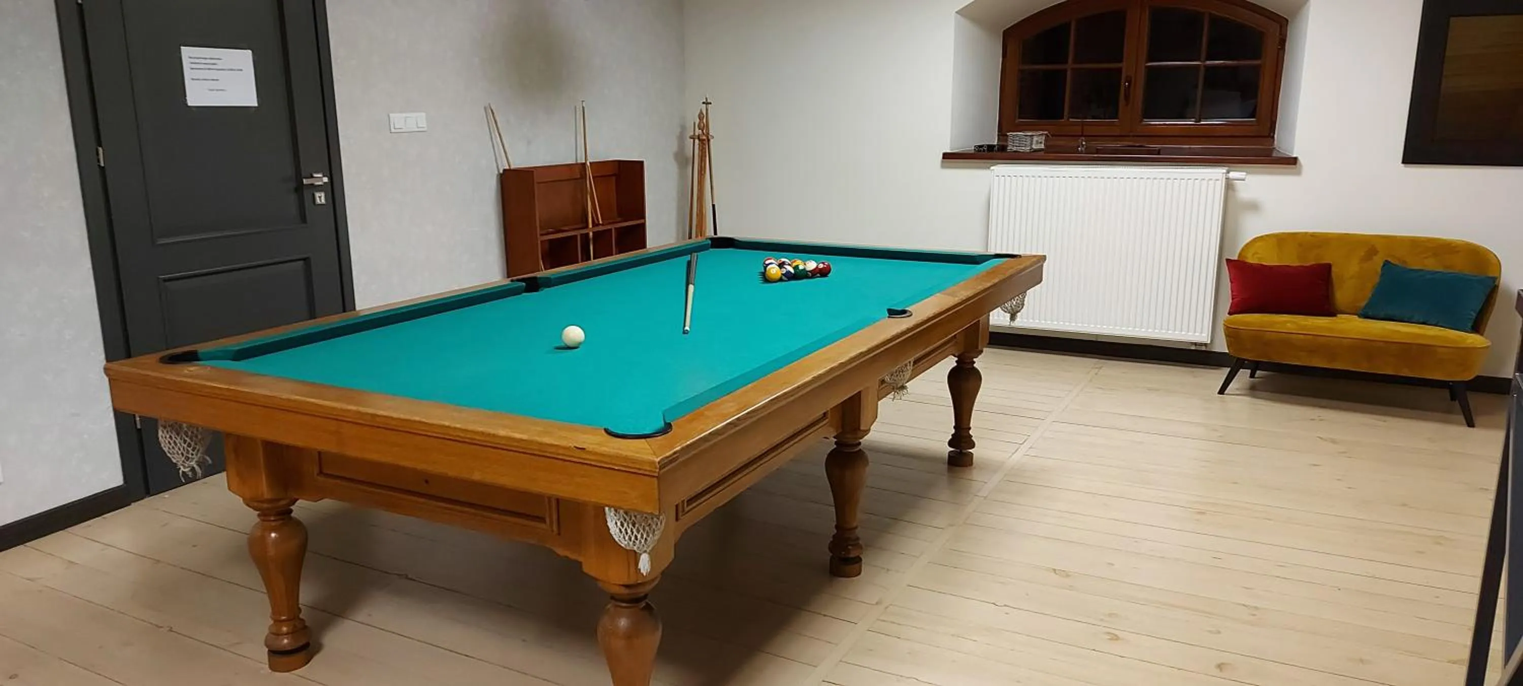 Billiard in Hotel Spichlerz Pierwszy SPA & WELLNESS