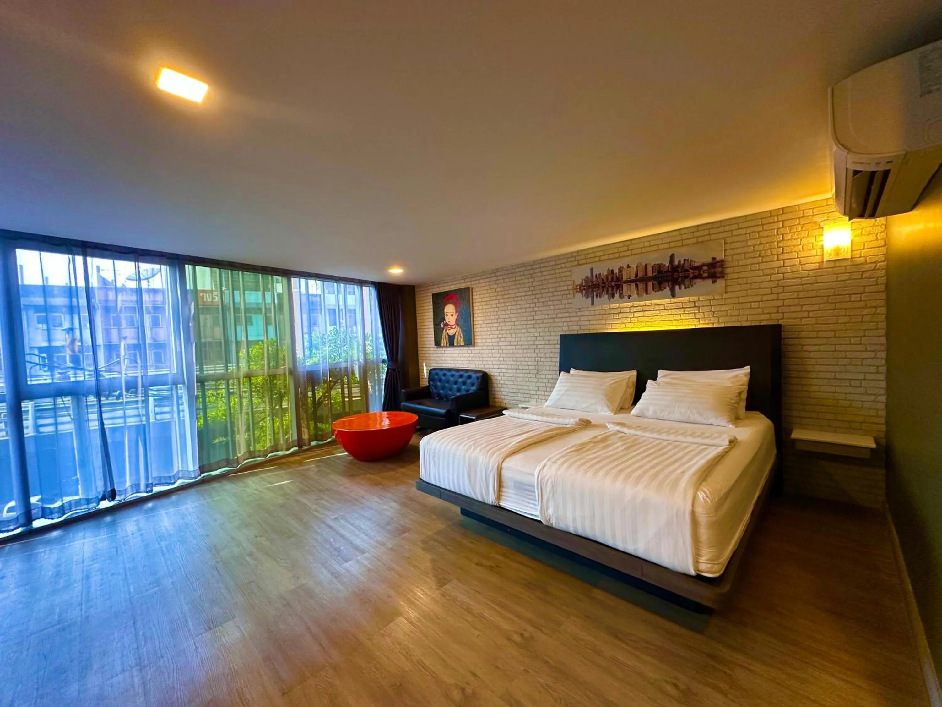 Bed in BB Glass House