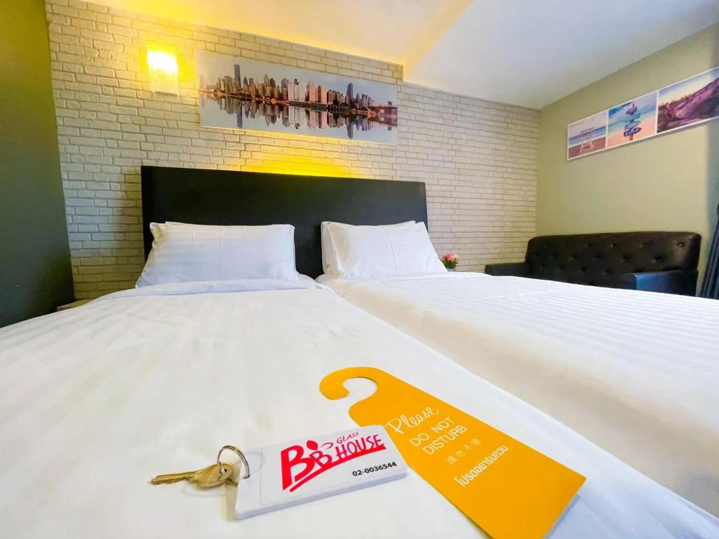 Bed in BB Glass House