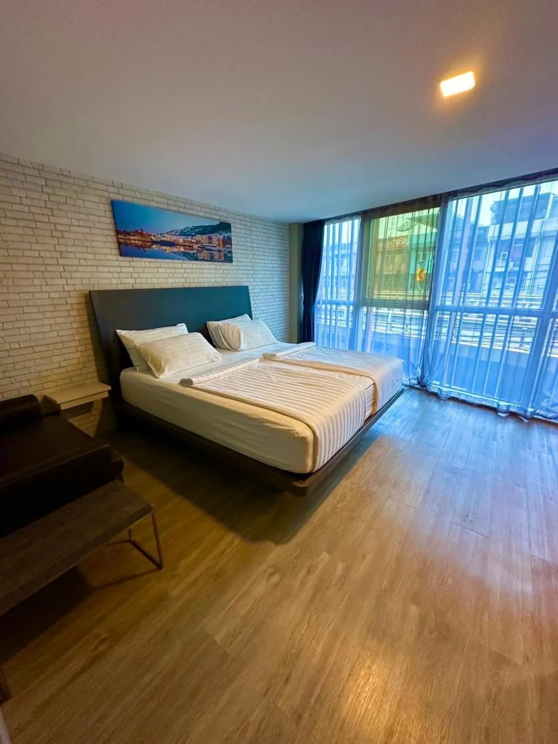 Bed in BB Glass House