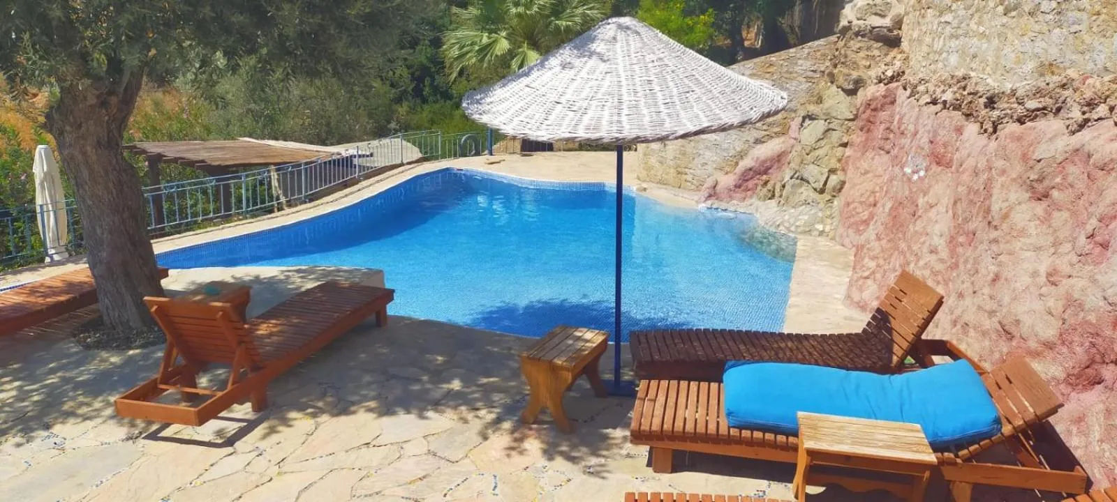 Şato Triopia Butik Otel