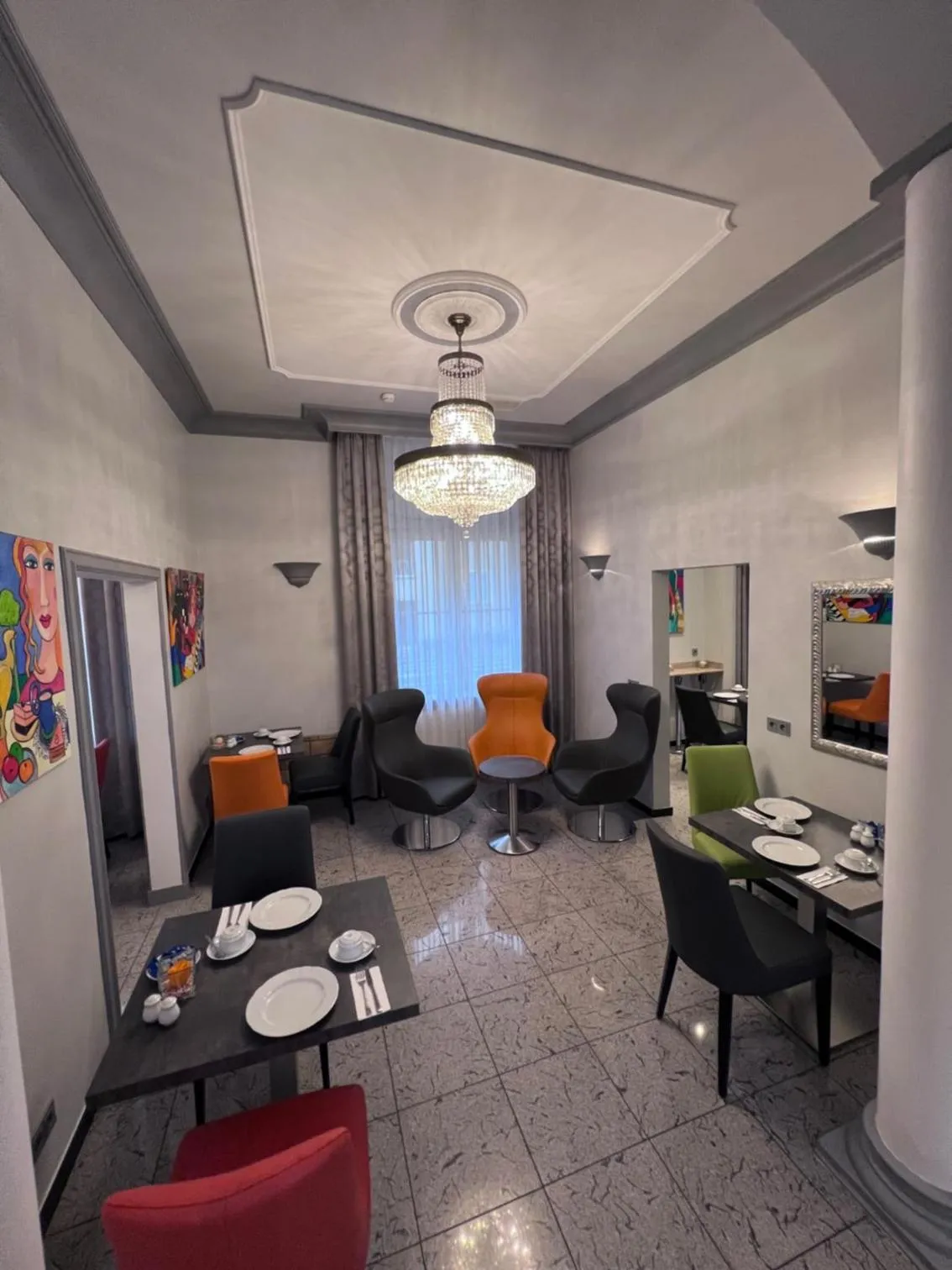 Apartment Hotel KRAL - BUSINESS HOTEL & SERVICED APARTMENTS