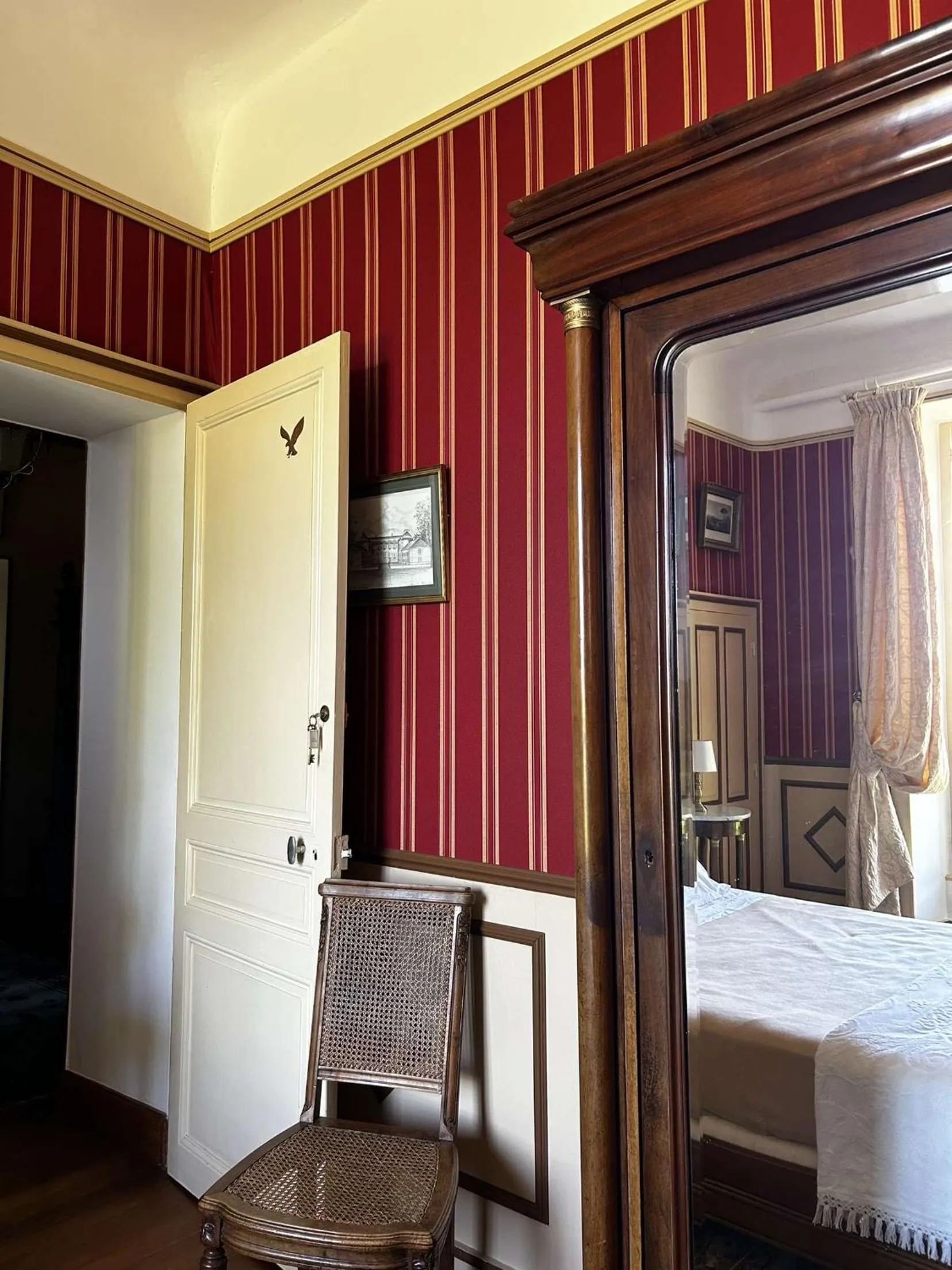 Bed in Château de Mongazon