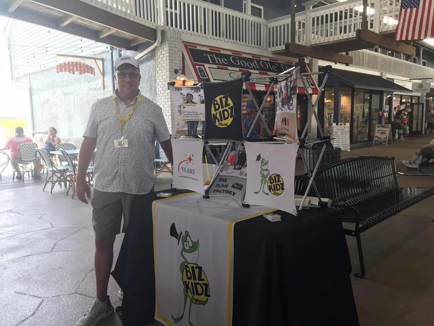 On-site shops in The Suites at Fishermen's Village - 2 Bedroom Suites