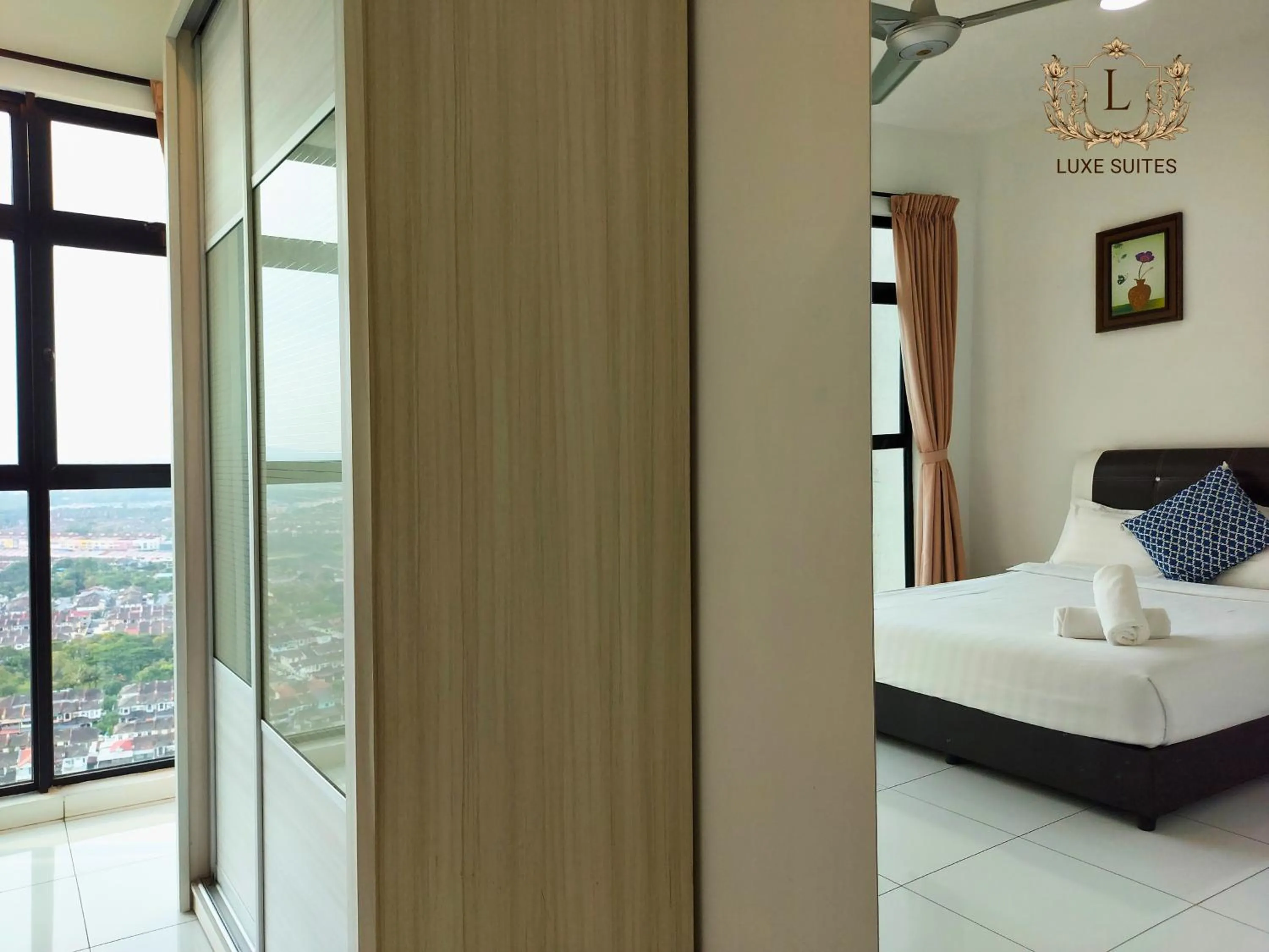 Bedroom, Bed in Luxe Suites at Skyloft