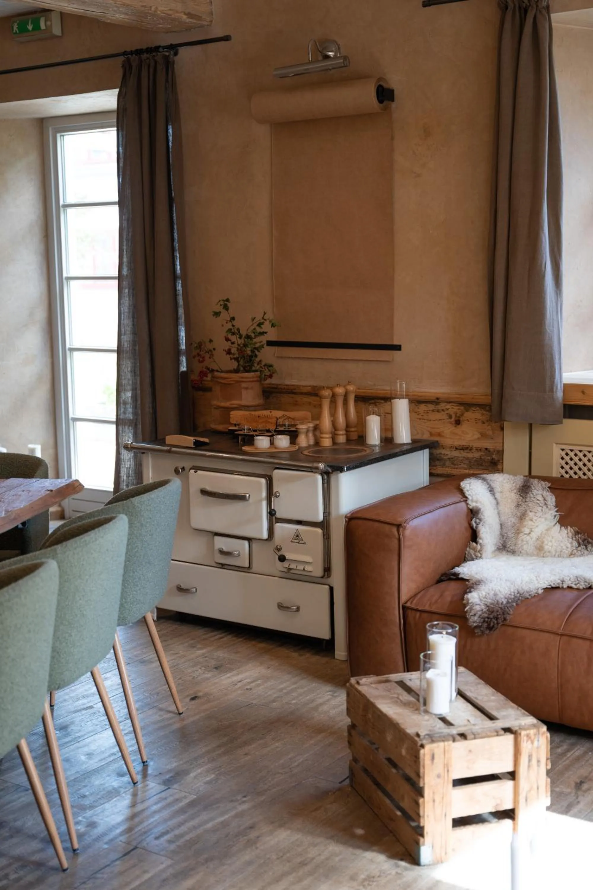 Restaurant/places to eat in Landhotel Hirsch