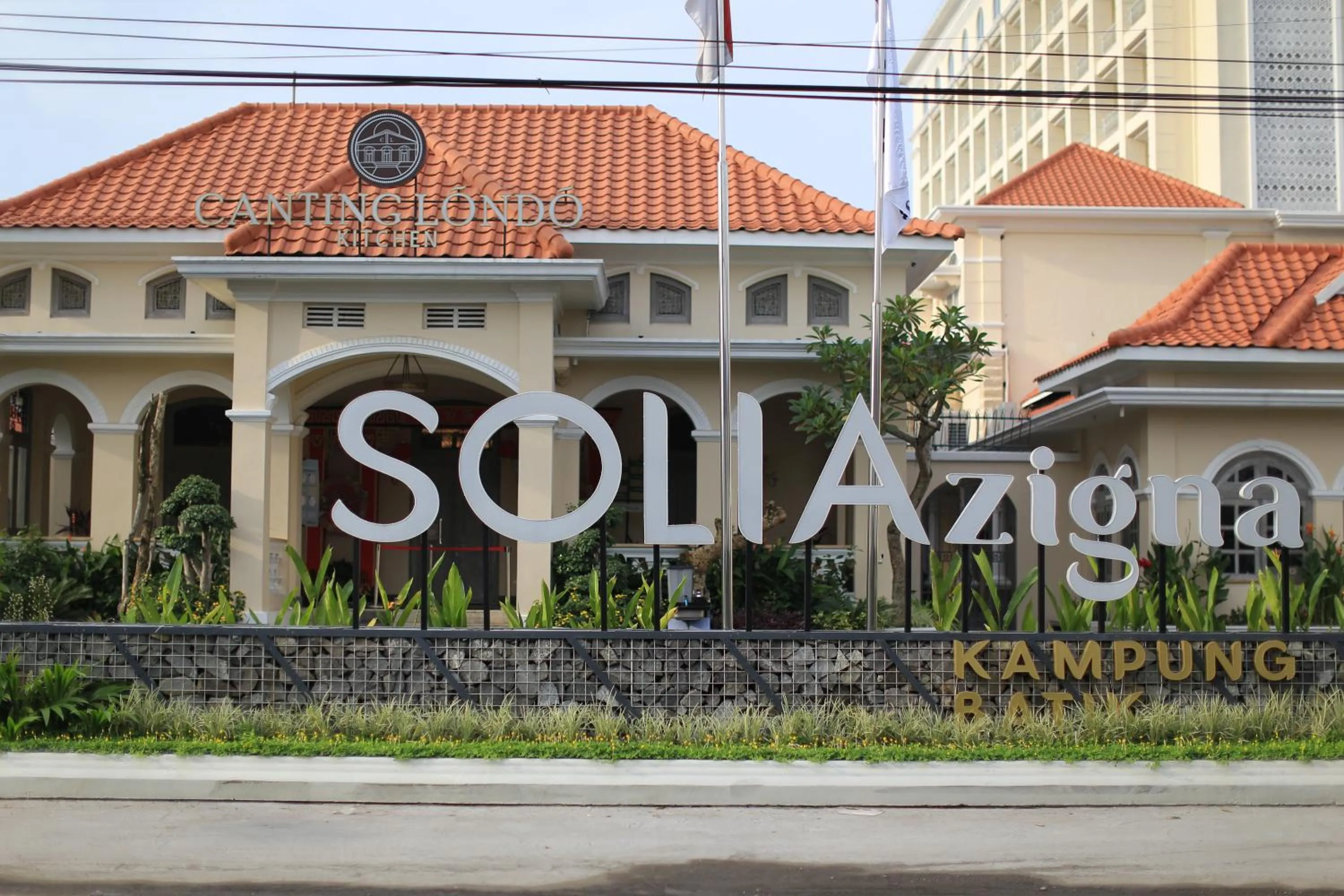Property building in Zigna Kampung Batik