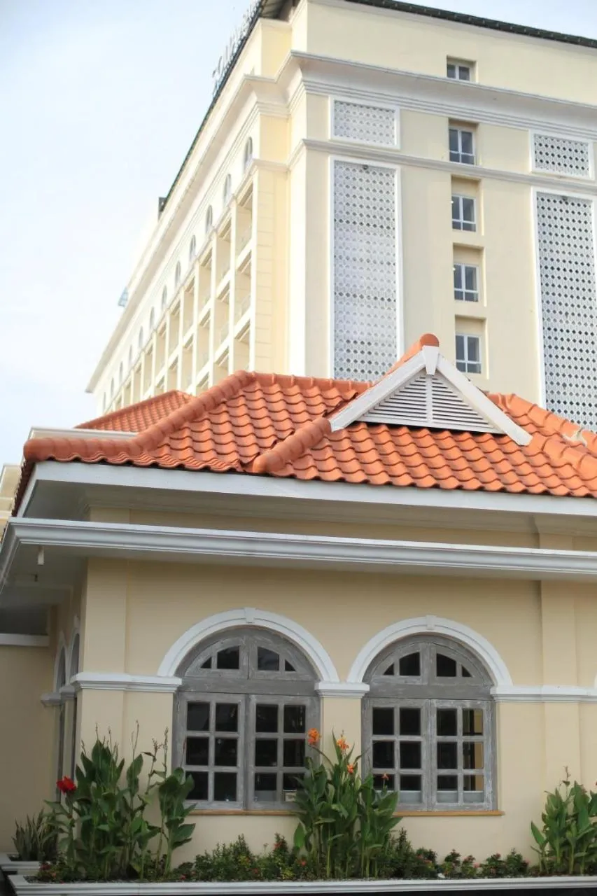 Property building in Zigna Kampung Batik