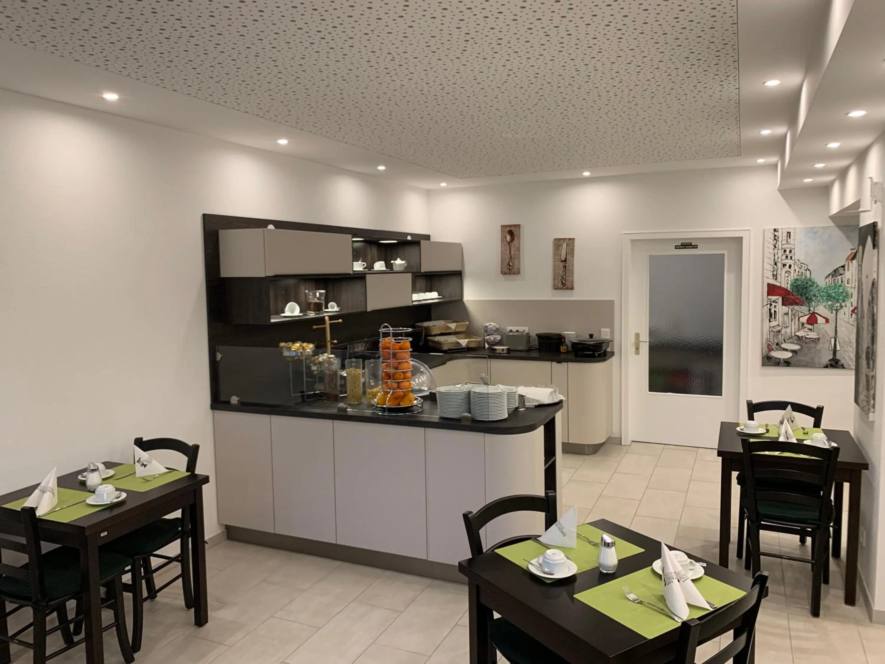 Dining area in Gästehaus Gisela